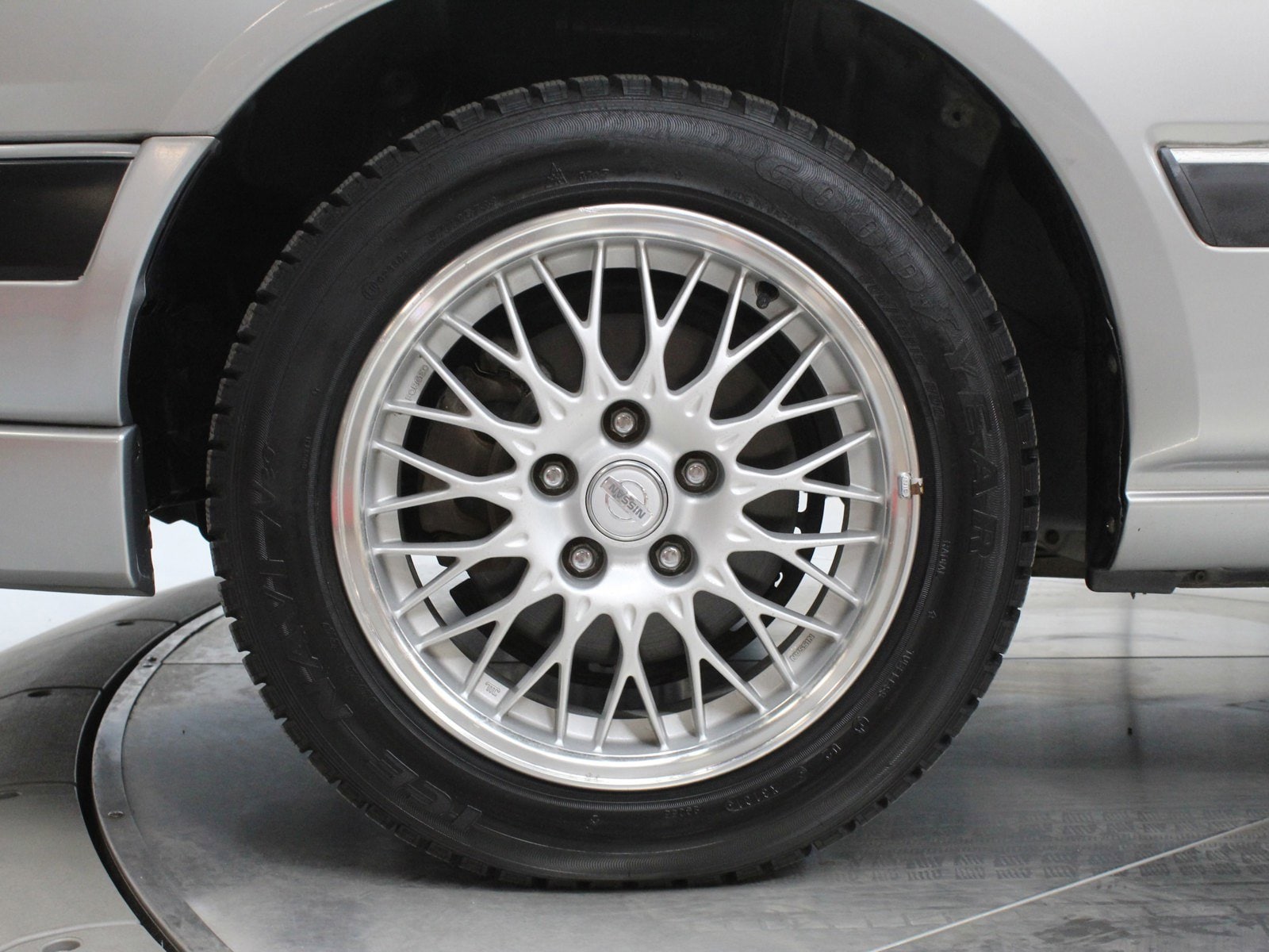 1997 Nissan Stagea 31