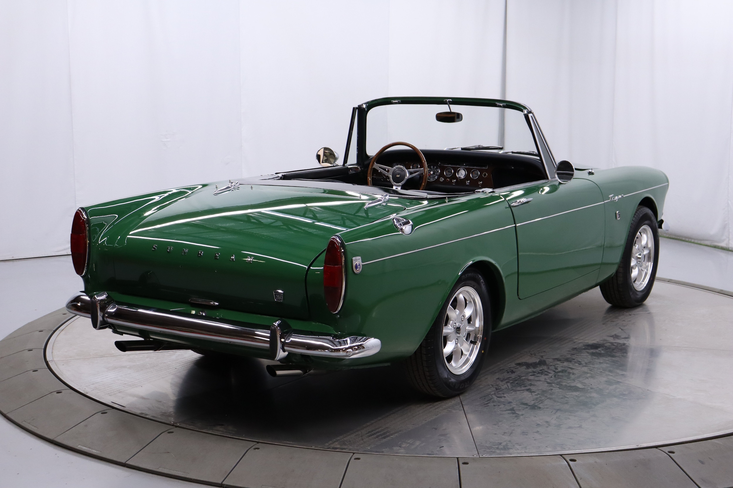 1964 Sunbeam Tiger 32