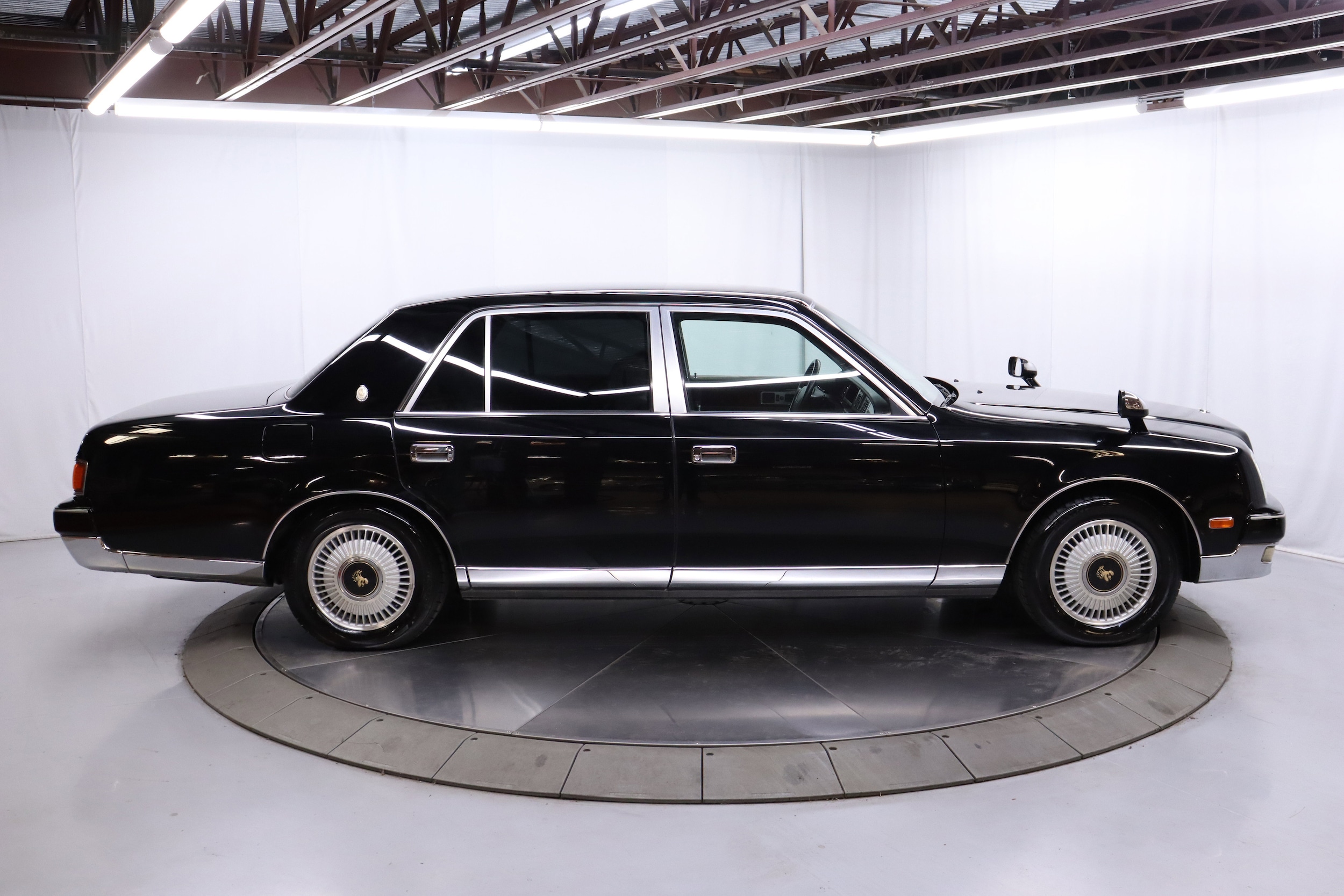 1997 Toyota Century 10