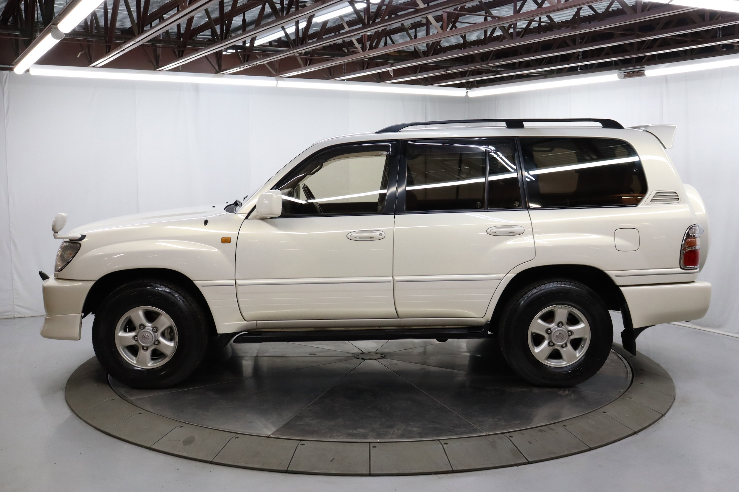 1998 Toyota Land Cruiser 6