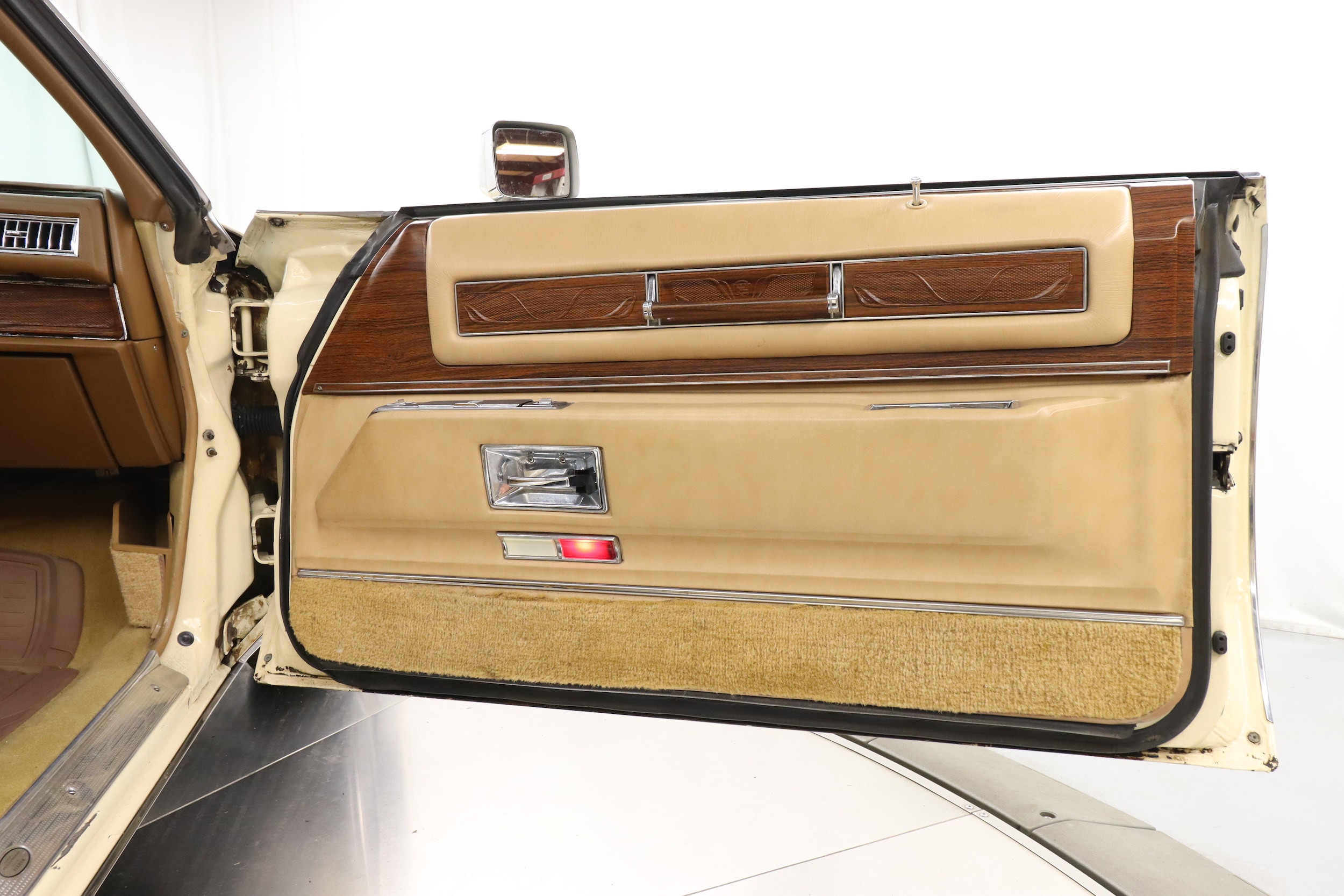 1976 Cadillac Eldorado 34