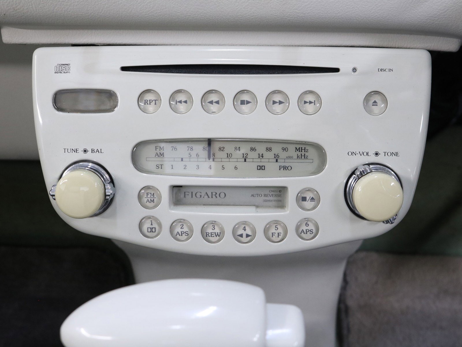 1993 Nissan Figaro 14