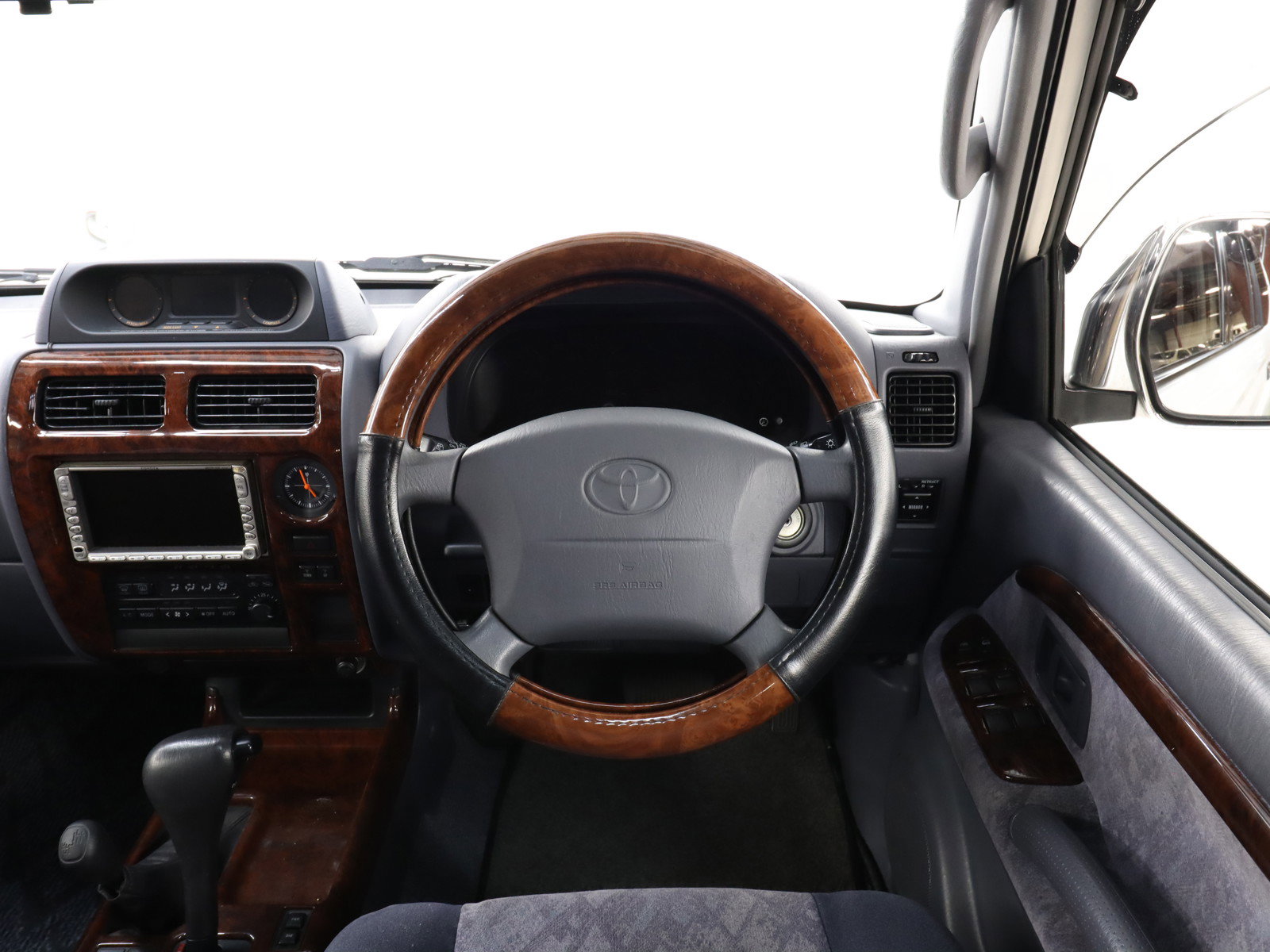 1999 Toyota Land Cruiser Prado 10