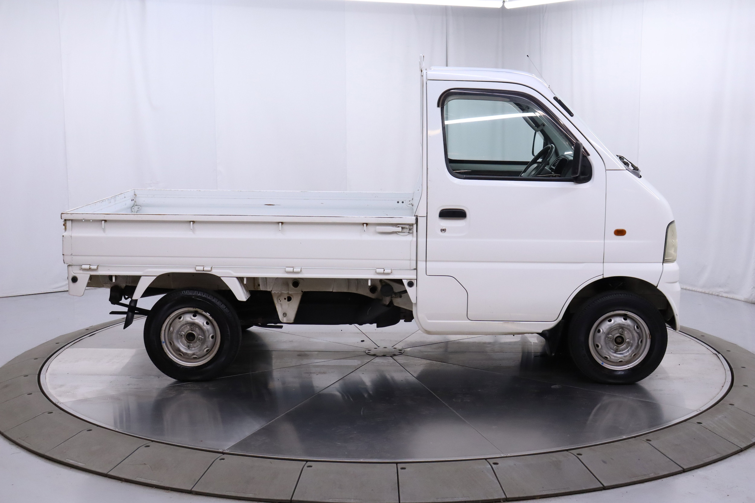 1999 Suzuki Carry 10