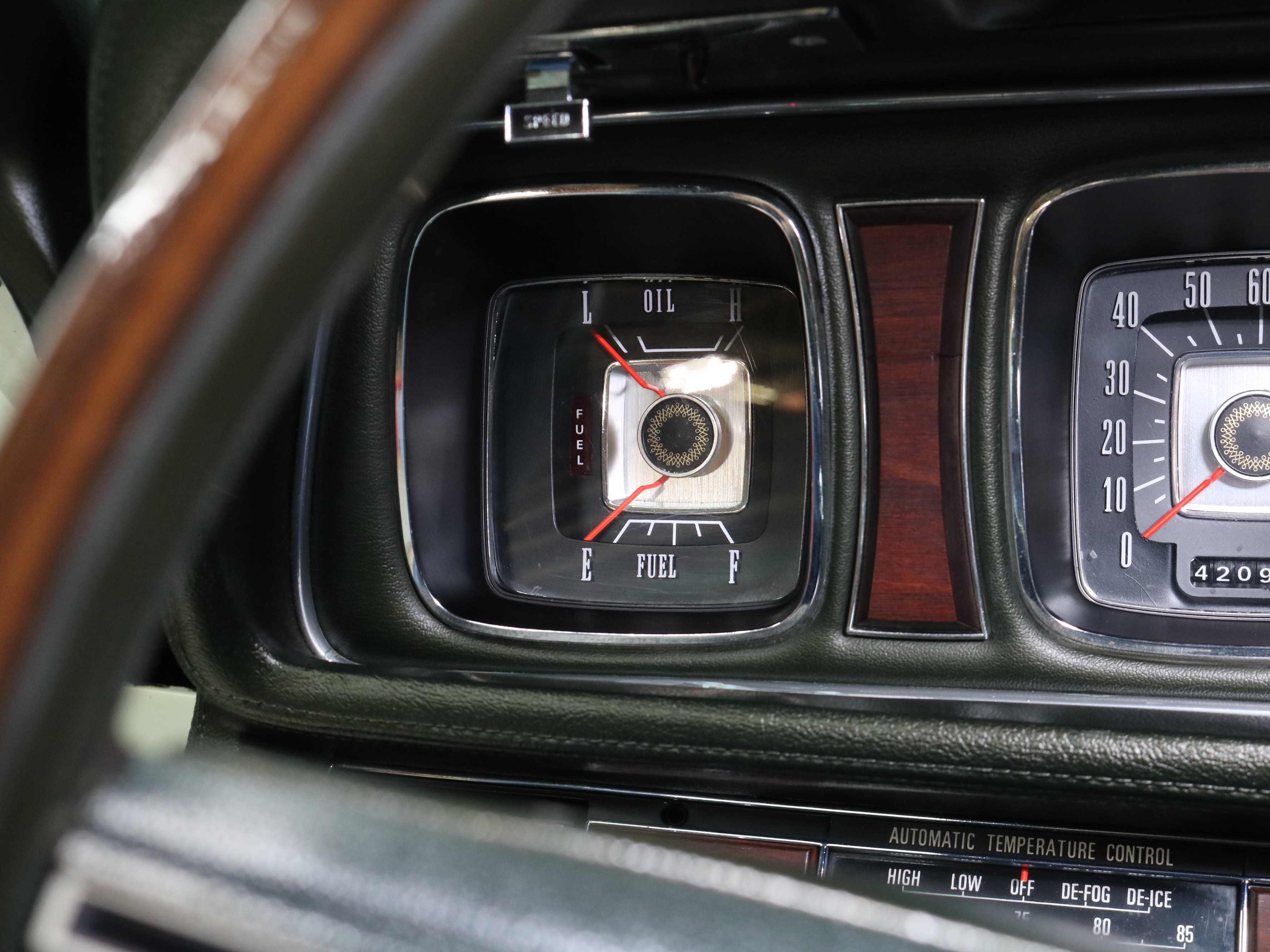 1970 Lincoln Mark III 42
