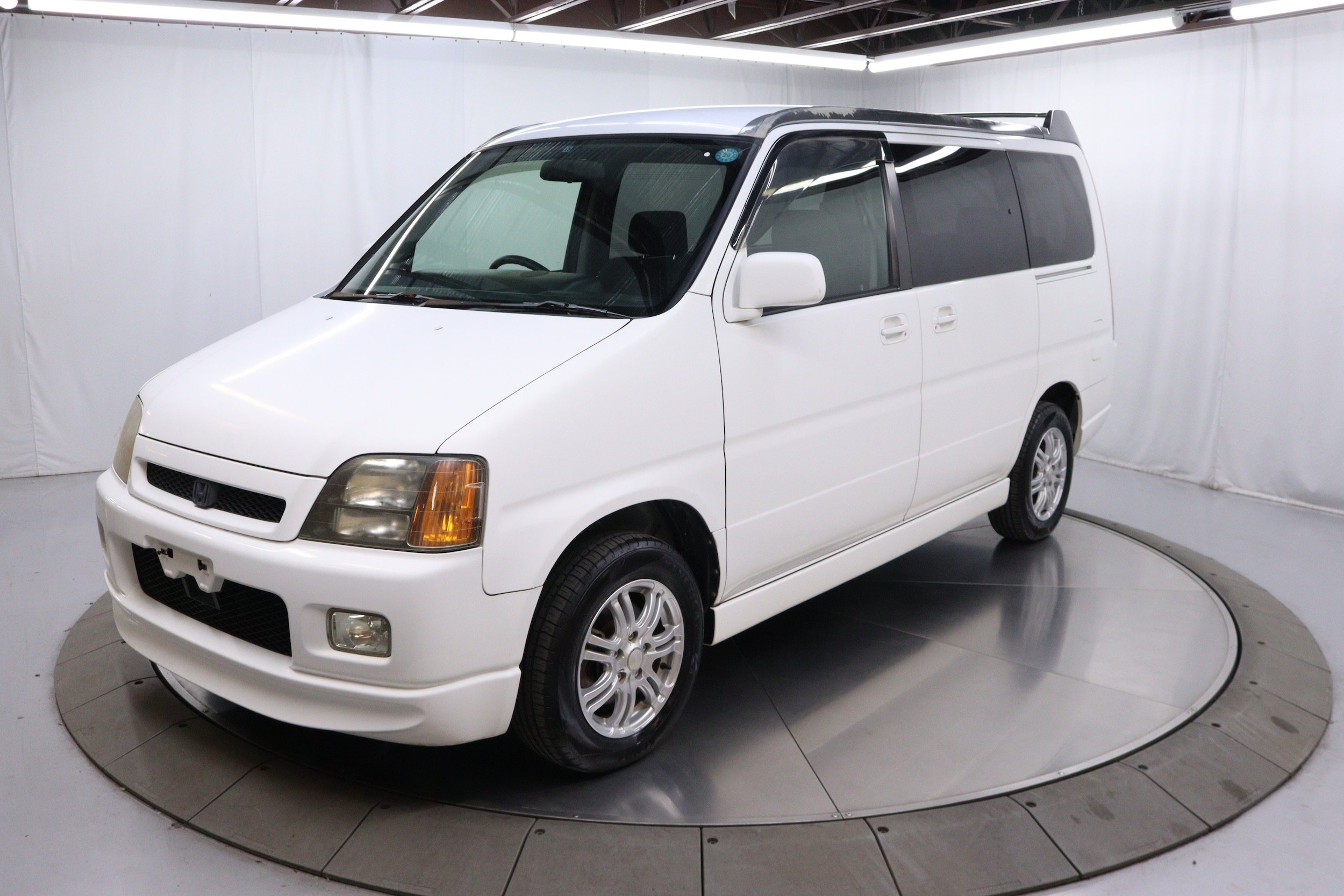 1999 Honda Stepwgn 2