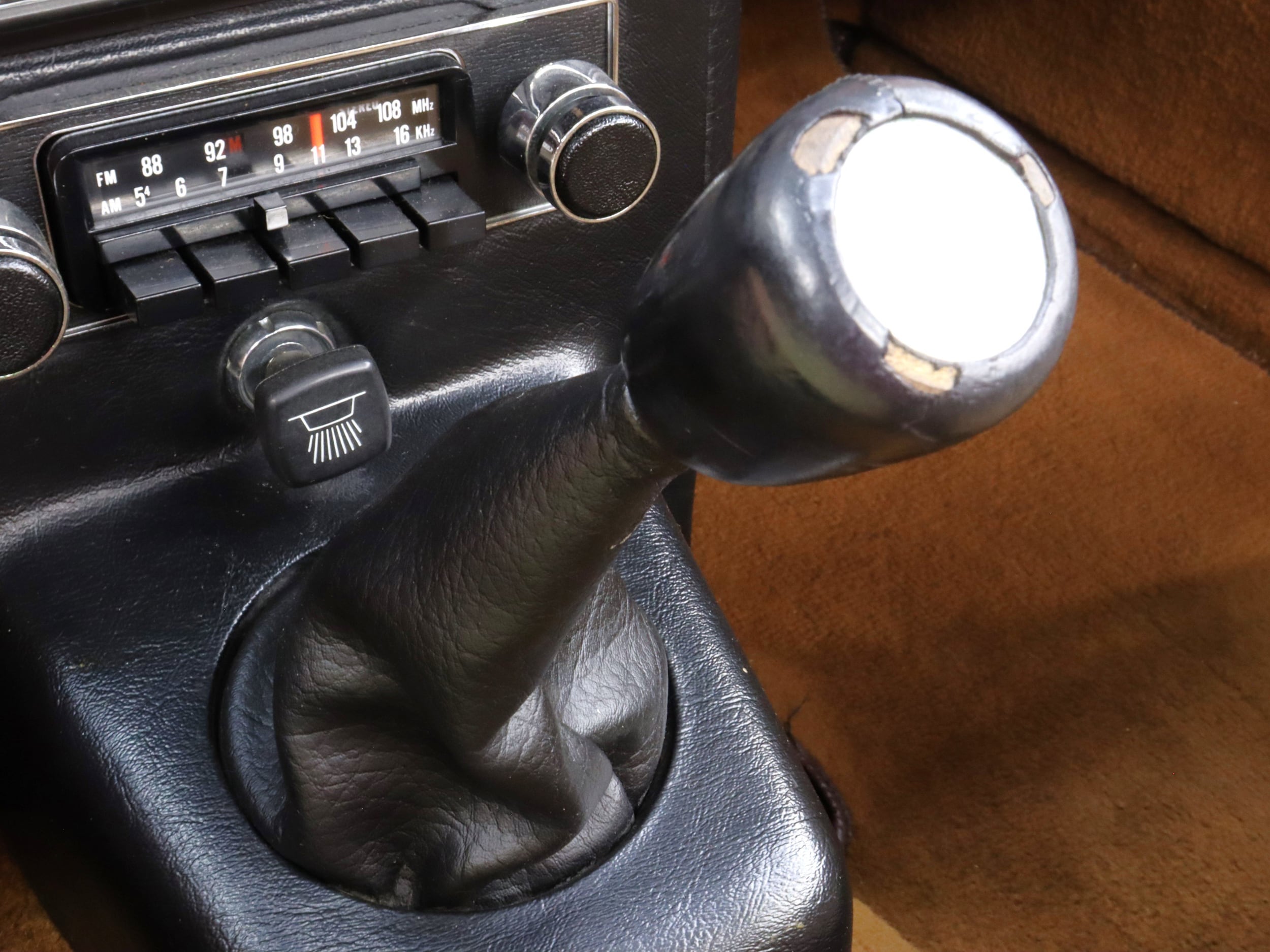 1976 Triumph TR6 36