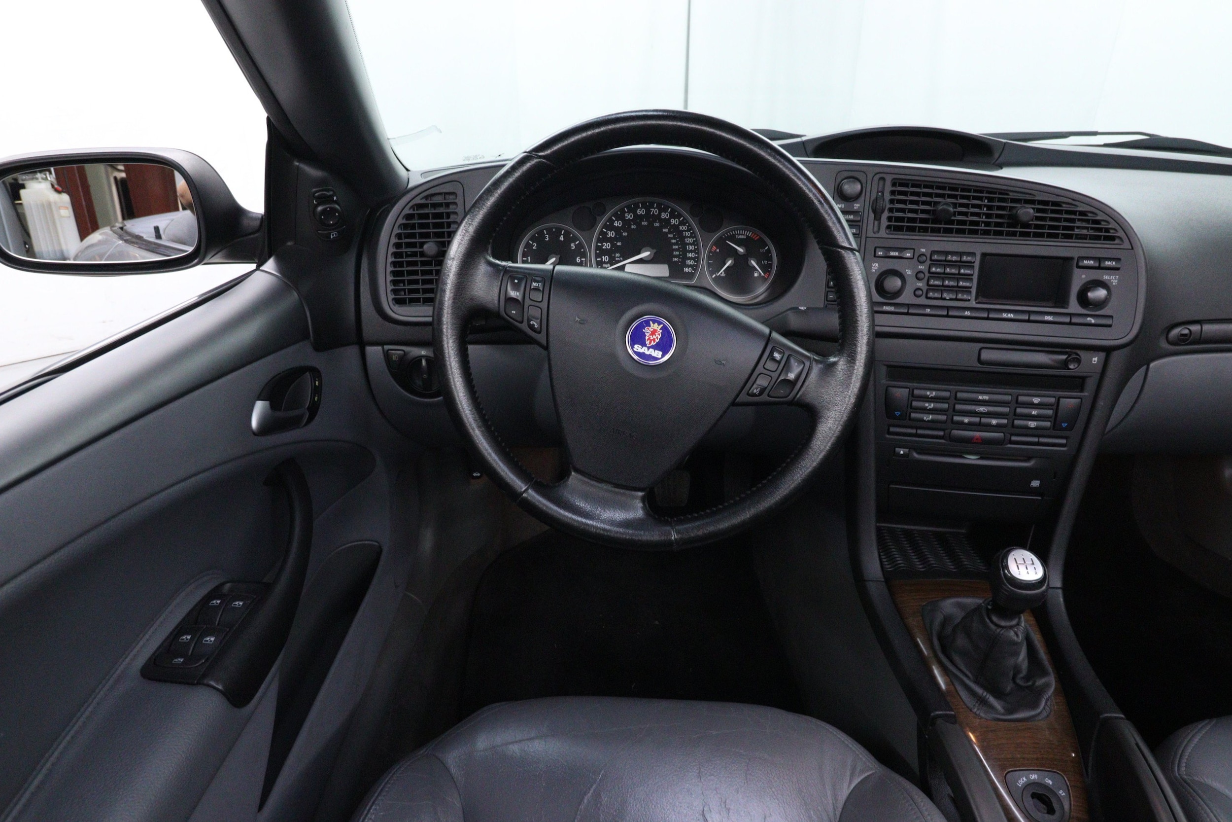 2004 Saab 2.0T 9-3 16