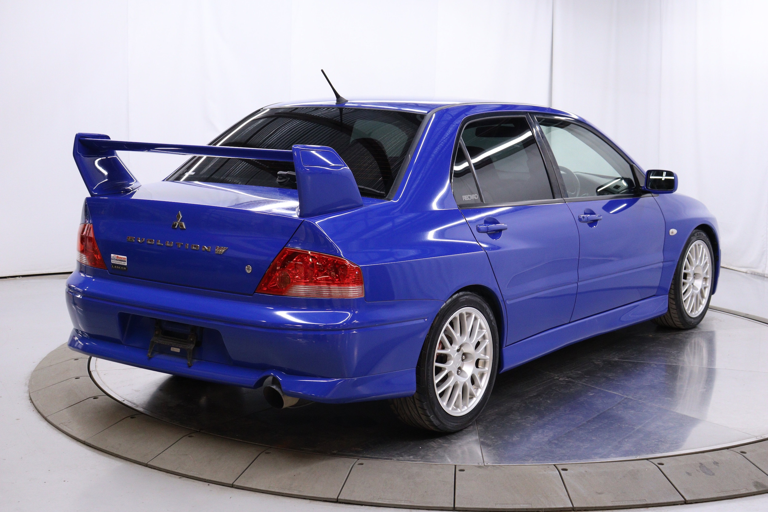2001 Mitsubishi Lancer 9