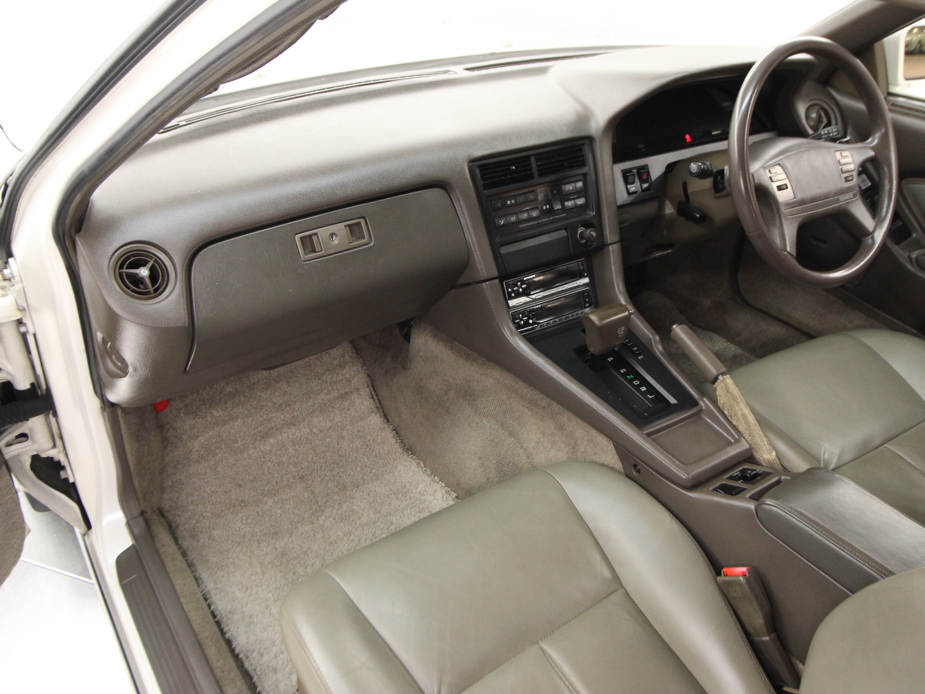 1989 Toyota Soarer 15