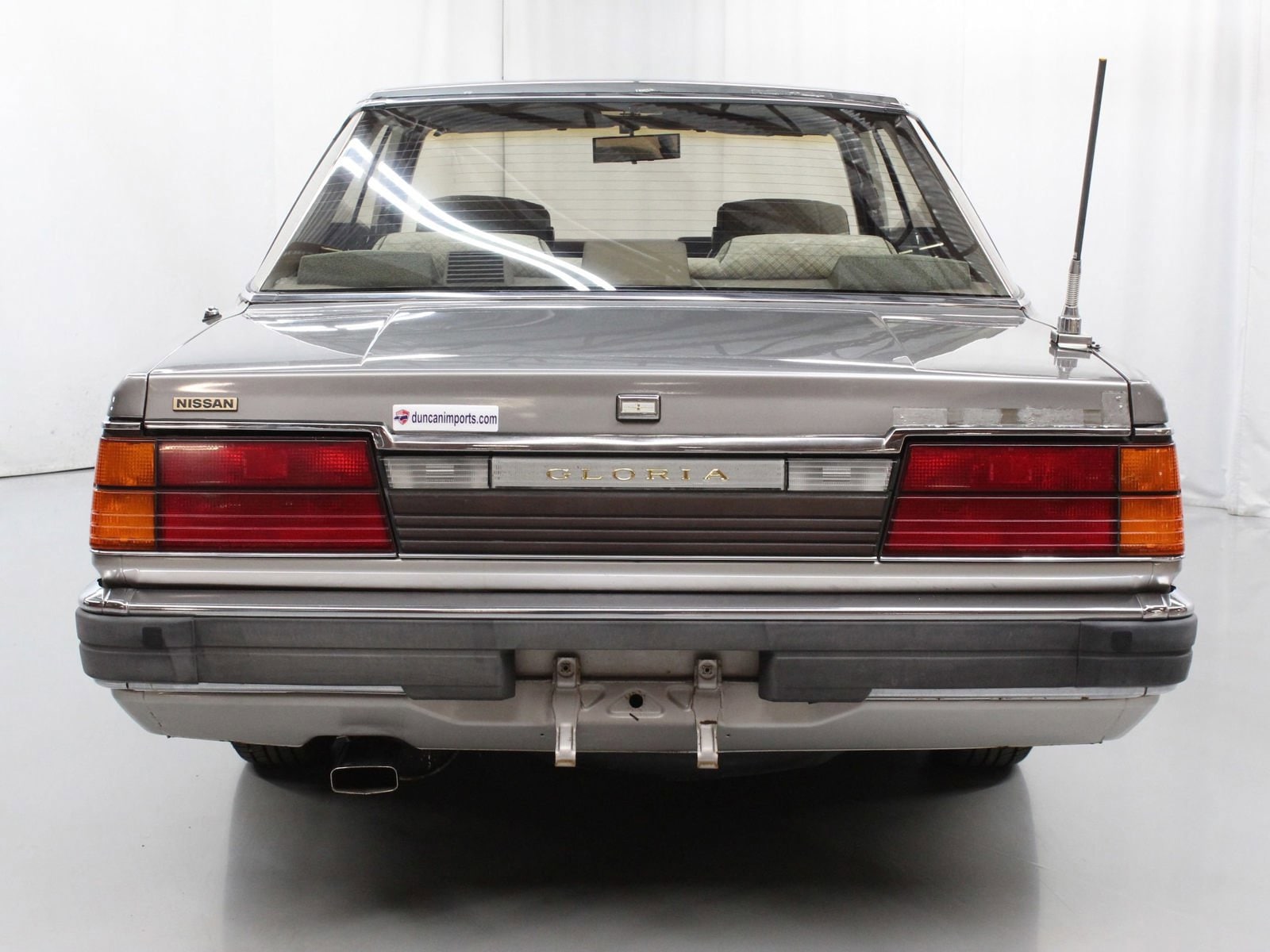 1983 Nissan Gloria 5