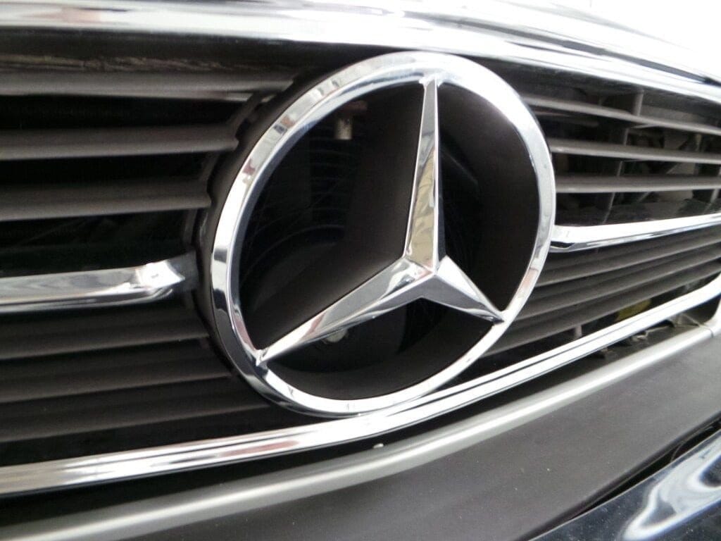1982 Mercedes-Benz 380 SL 46