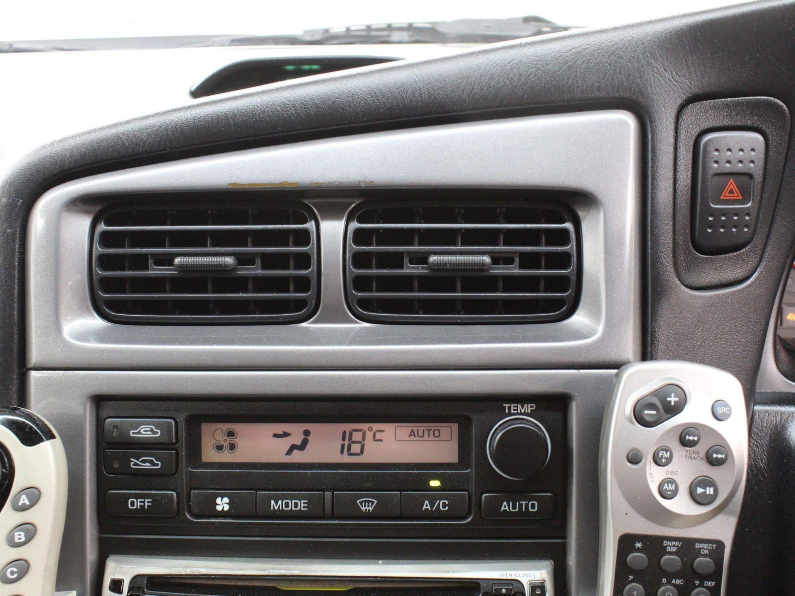 1997 Nissan Stagea 12