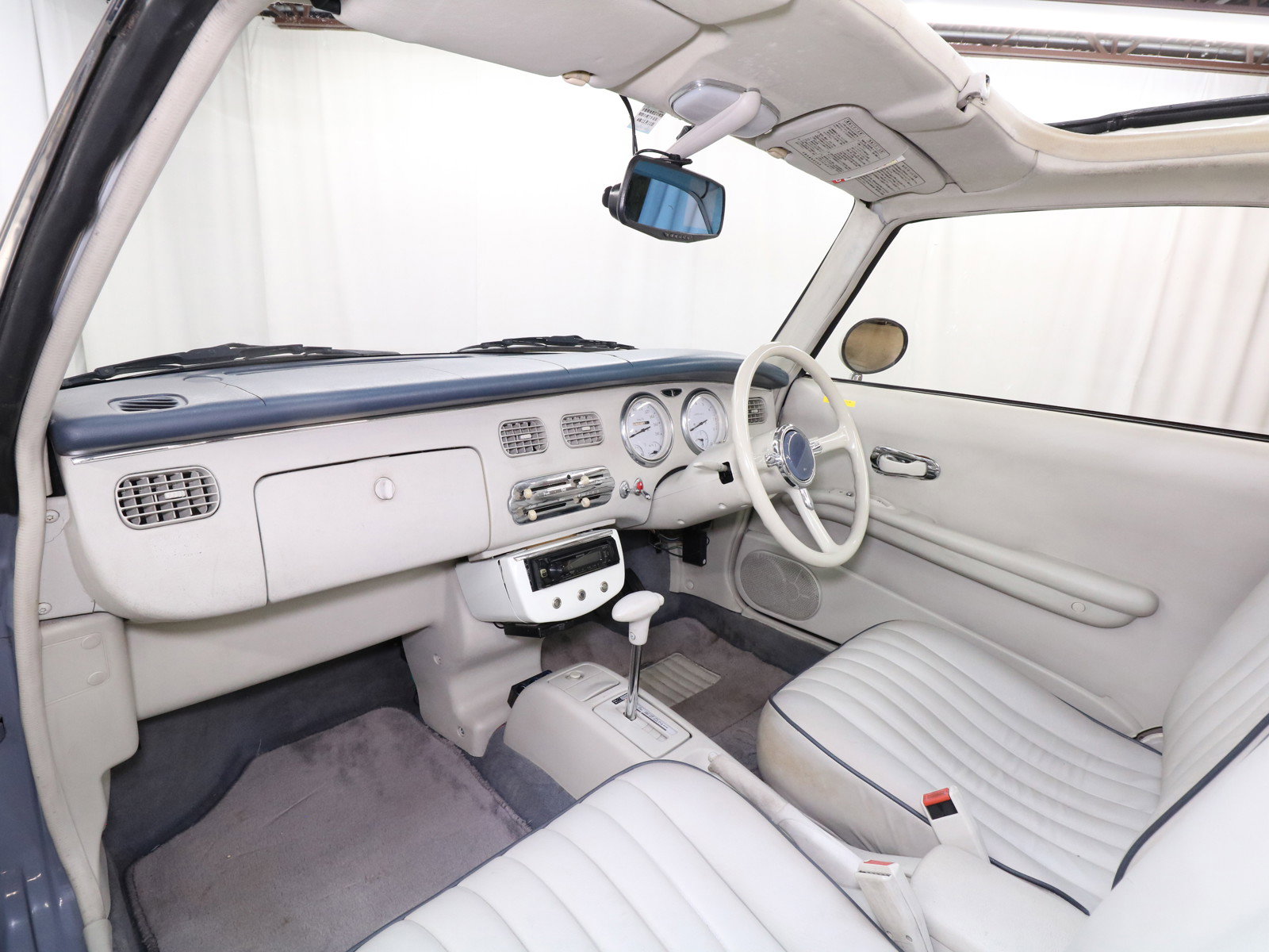 1991 Nissan Figaro 18