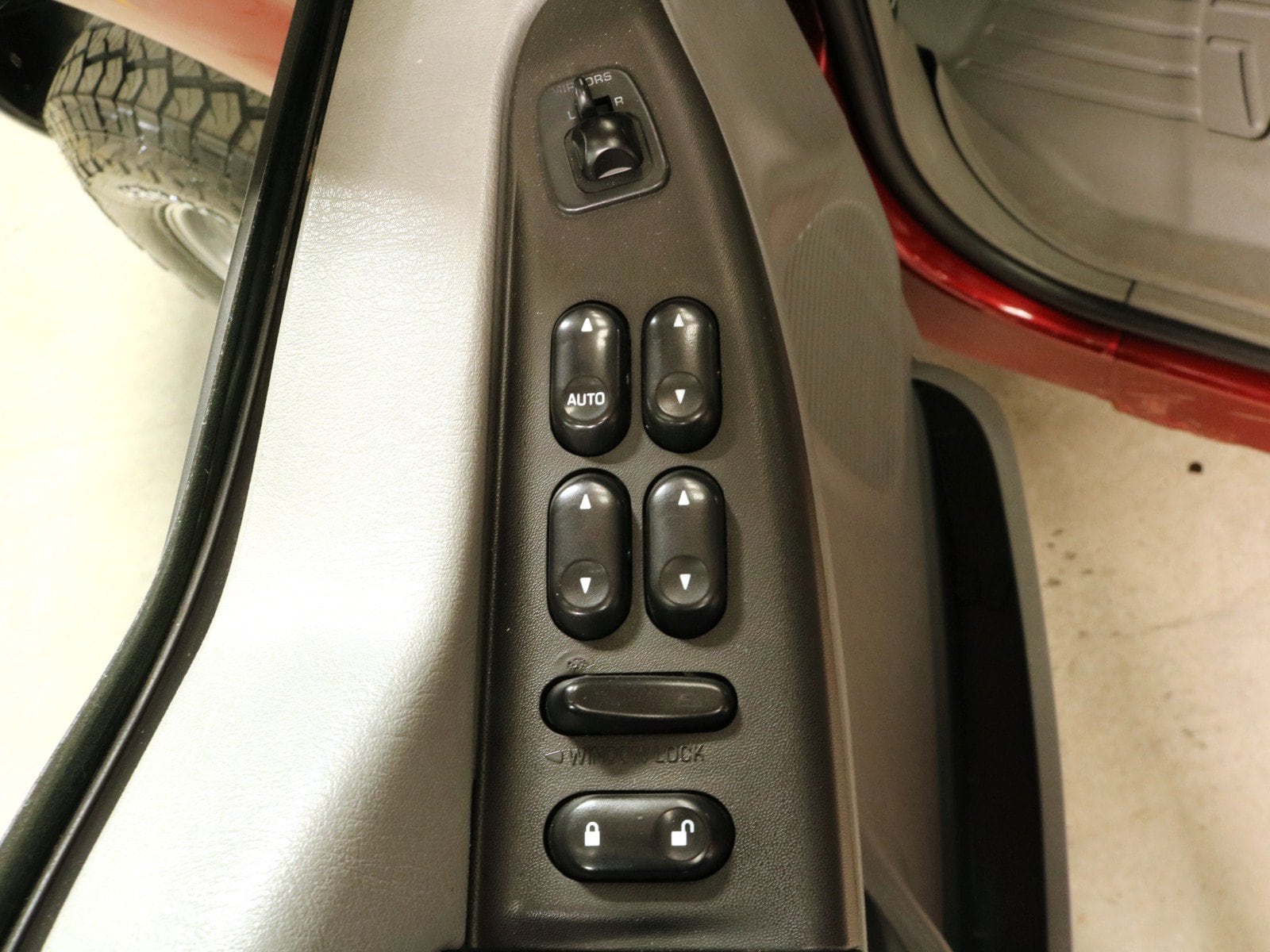 2005 Ford Excursion 53