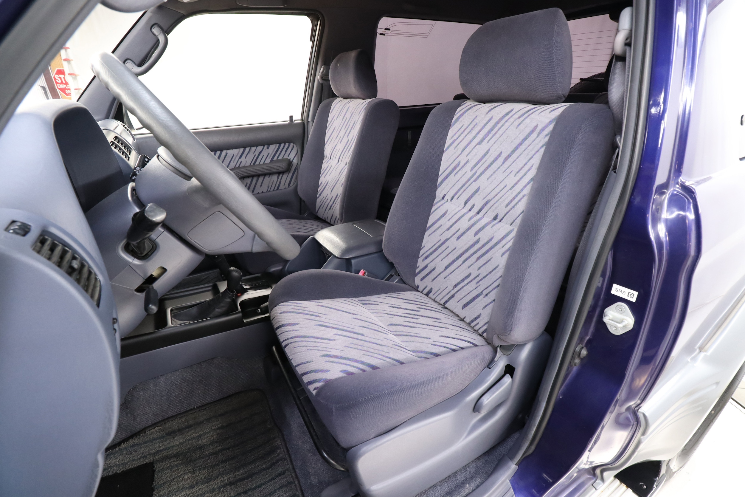 1999 Toyota Land Cruiser Prado 18