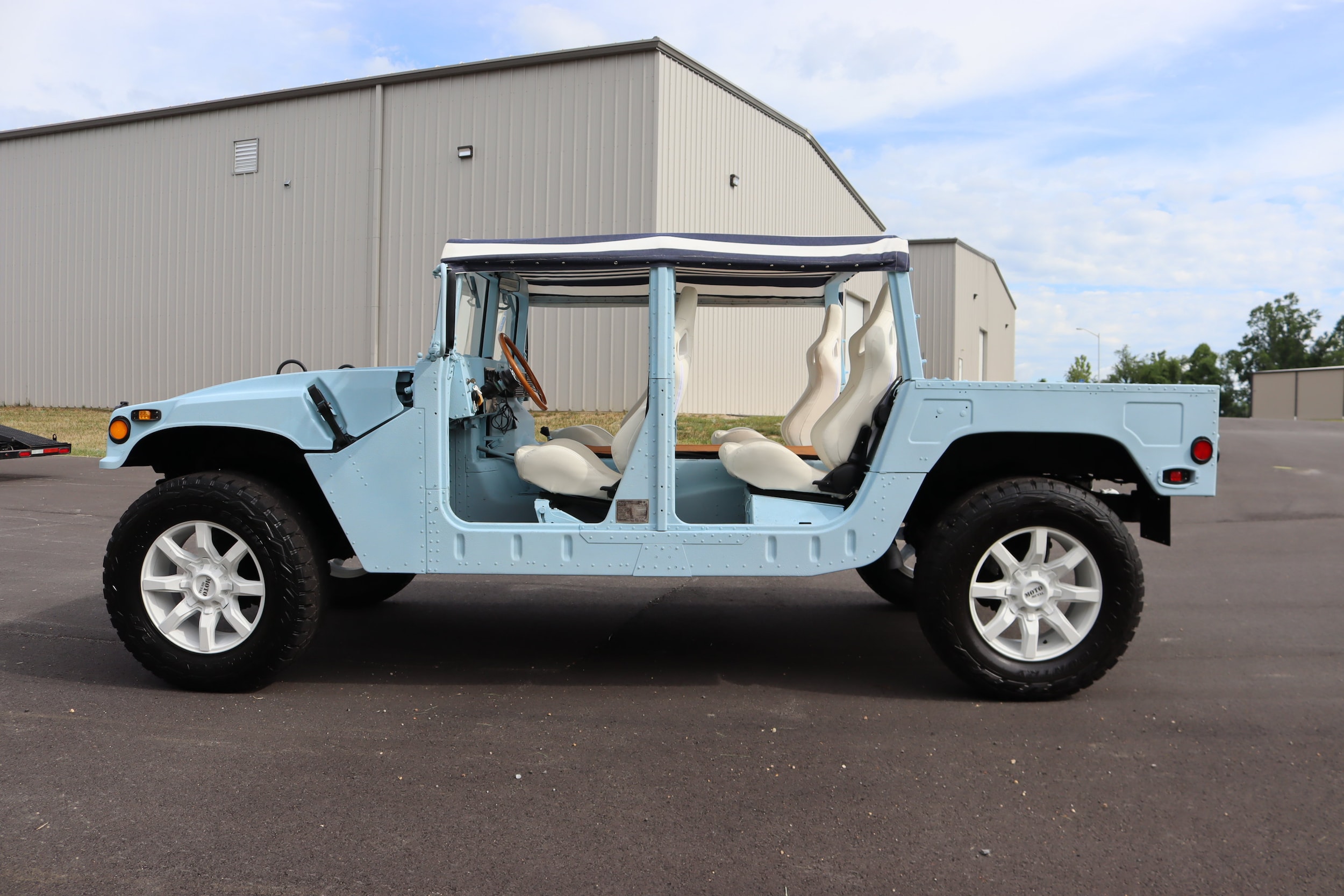 1987 AM General Humvee 4