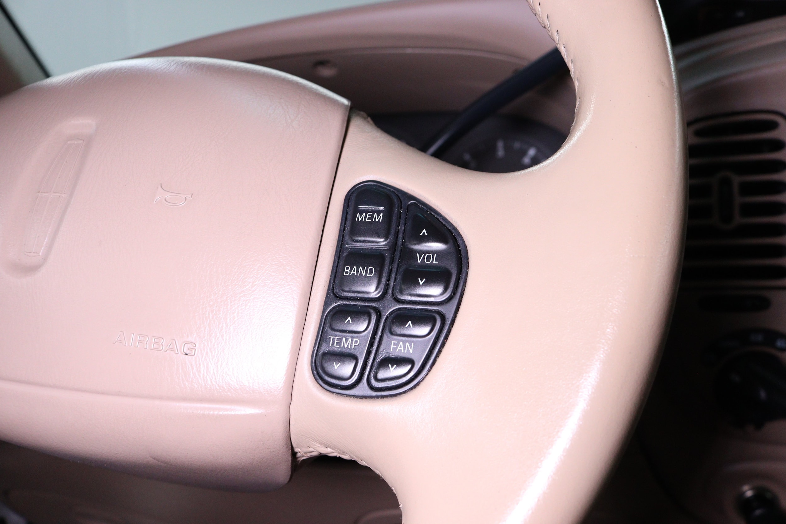 1998 Lincoln Navigator 113