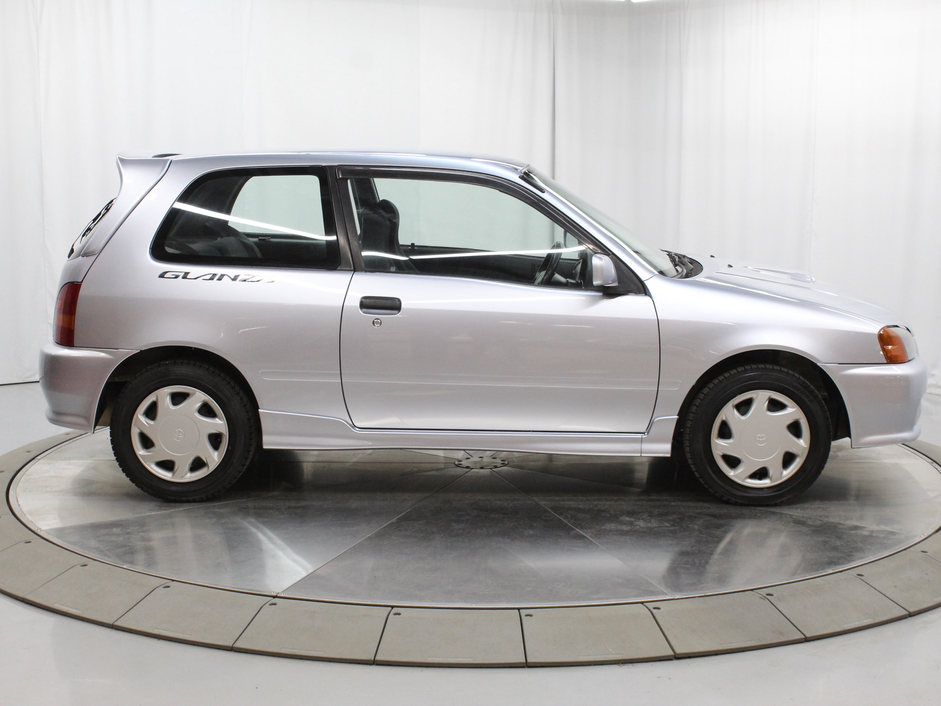 1996 Toyota Starlet 8