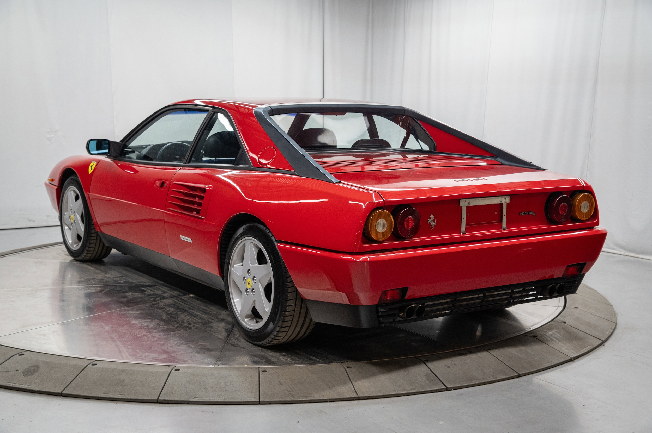 1991 Ferrari Mondial 64
