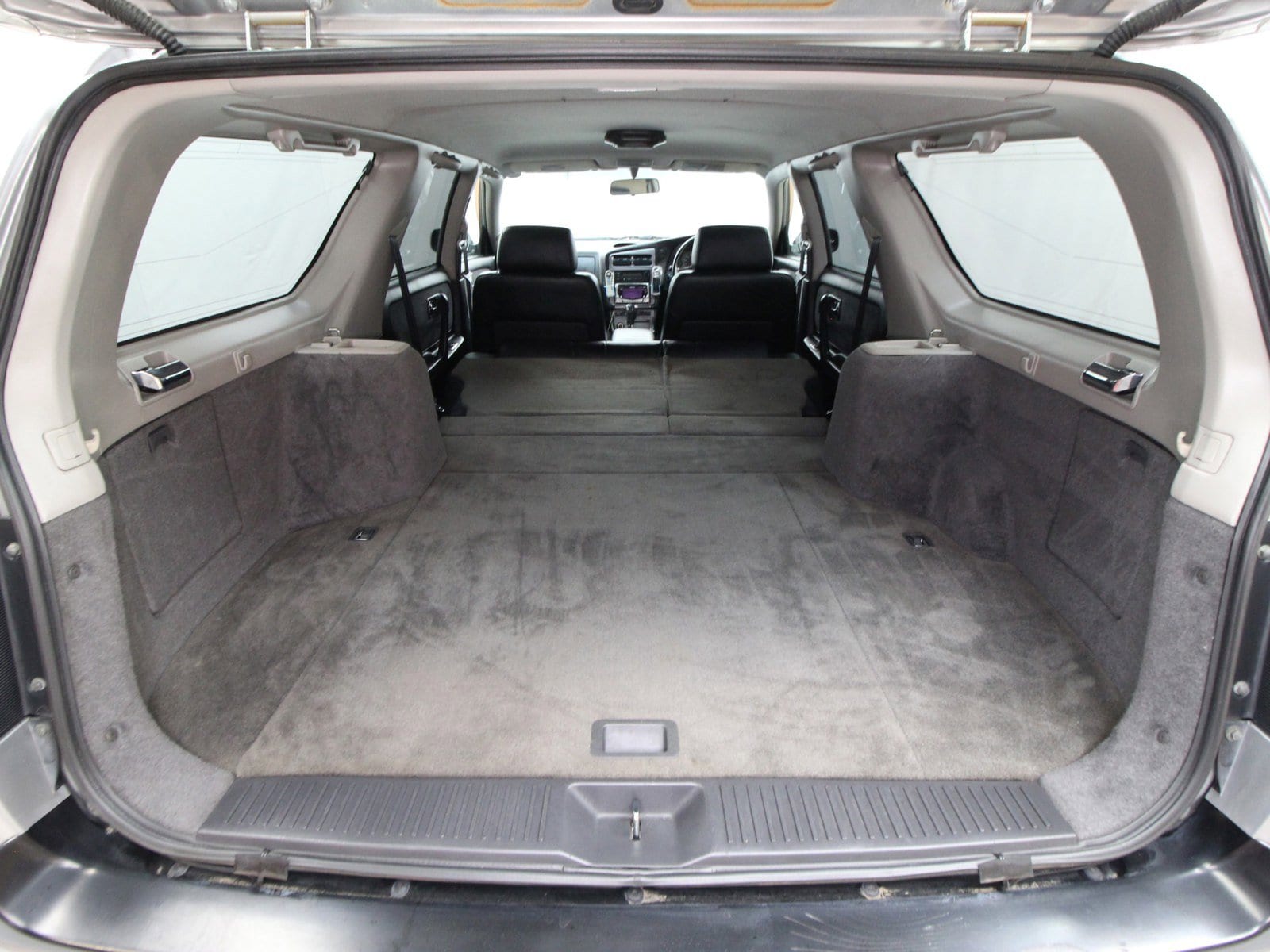 1997 Nissan Stagea 28