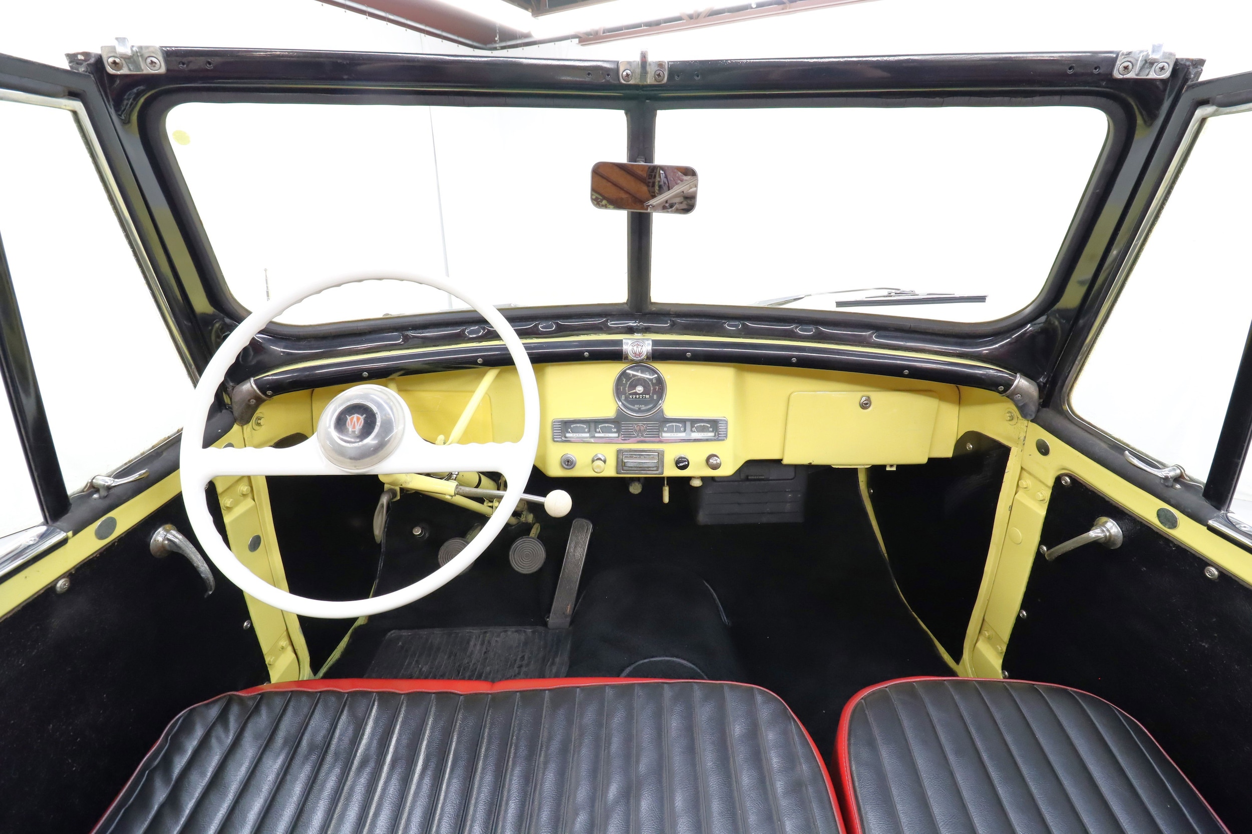 1950 Willys Jeepster 52