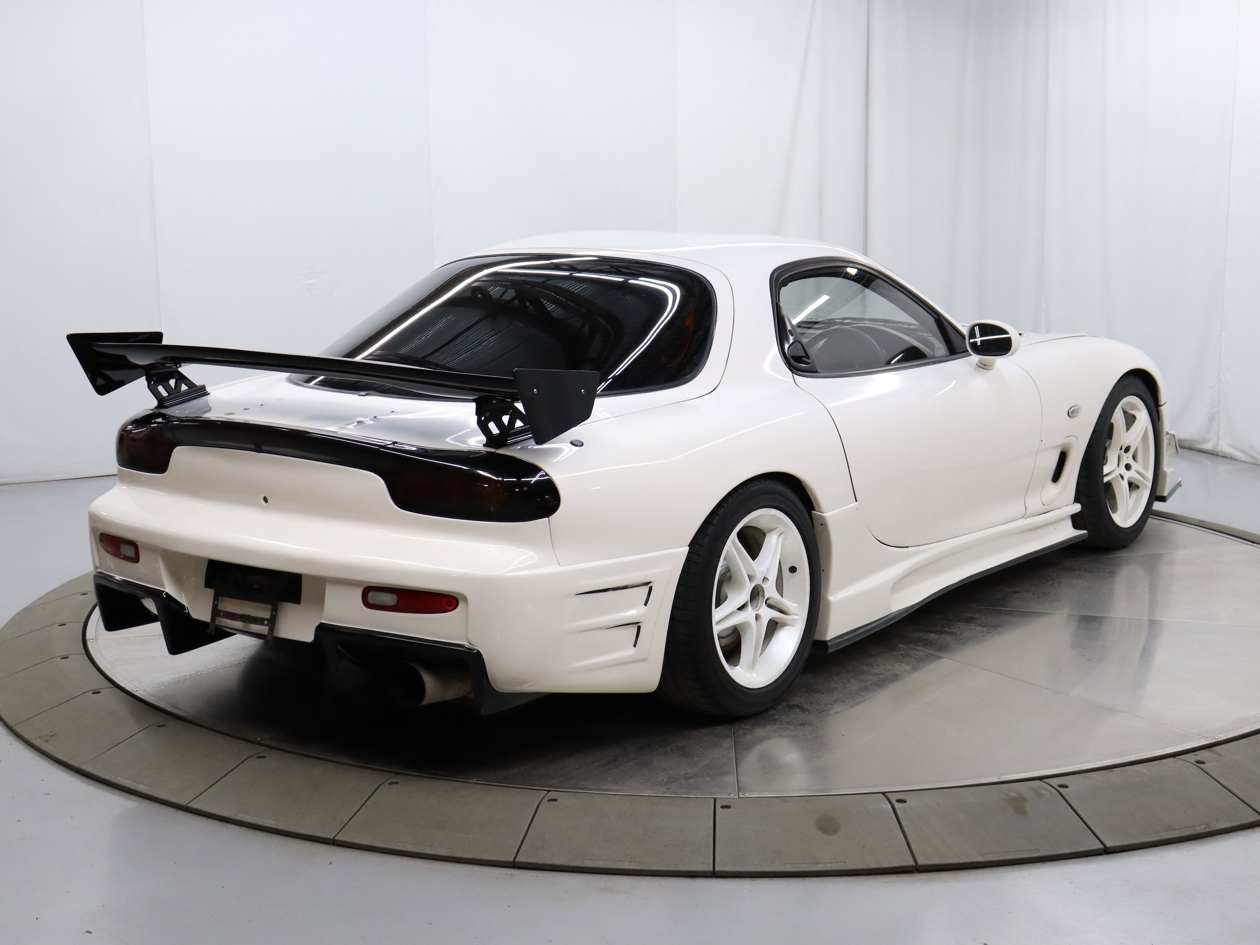 1997 Mazda RX-7 9
