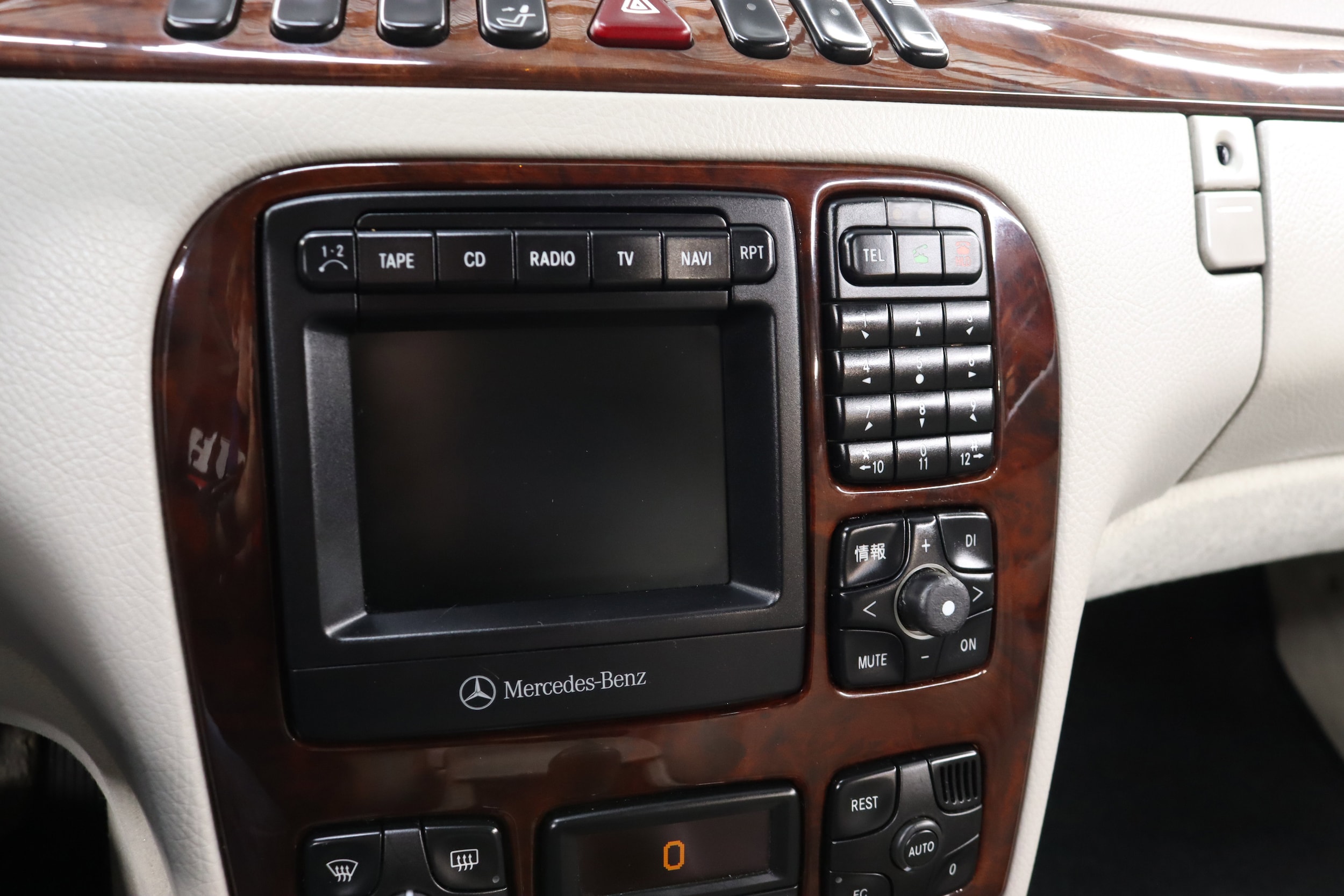 2000 Mercedes-Benz S500 15