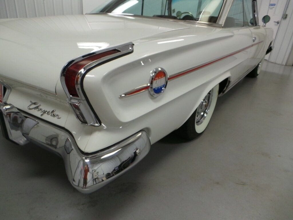 1962 Chrysler 300 39