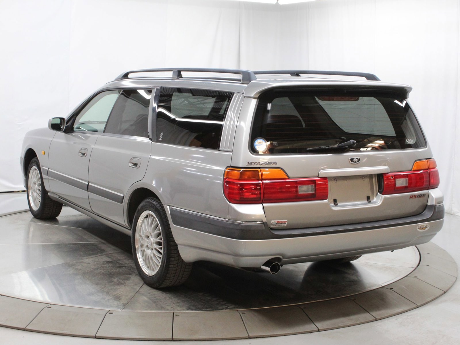 1996 Nissan Stagea 5