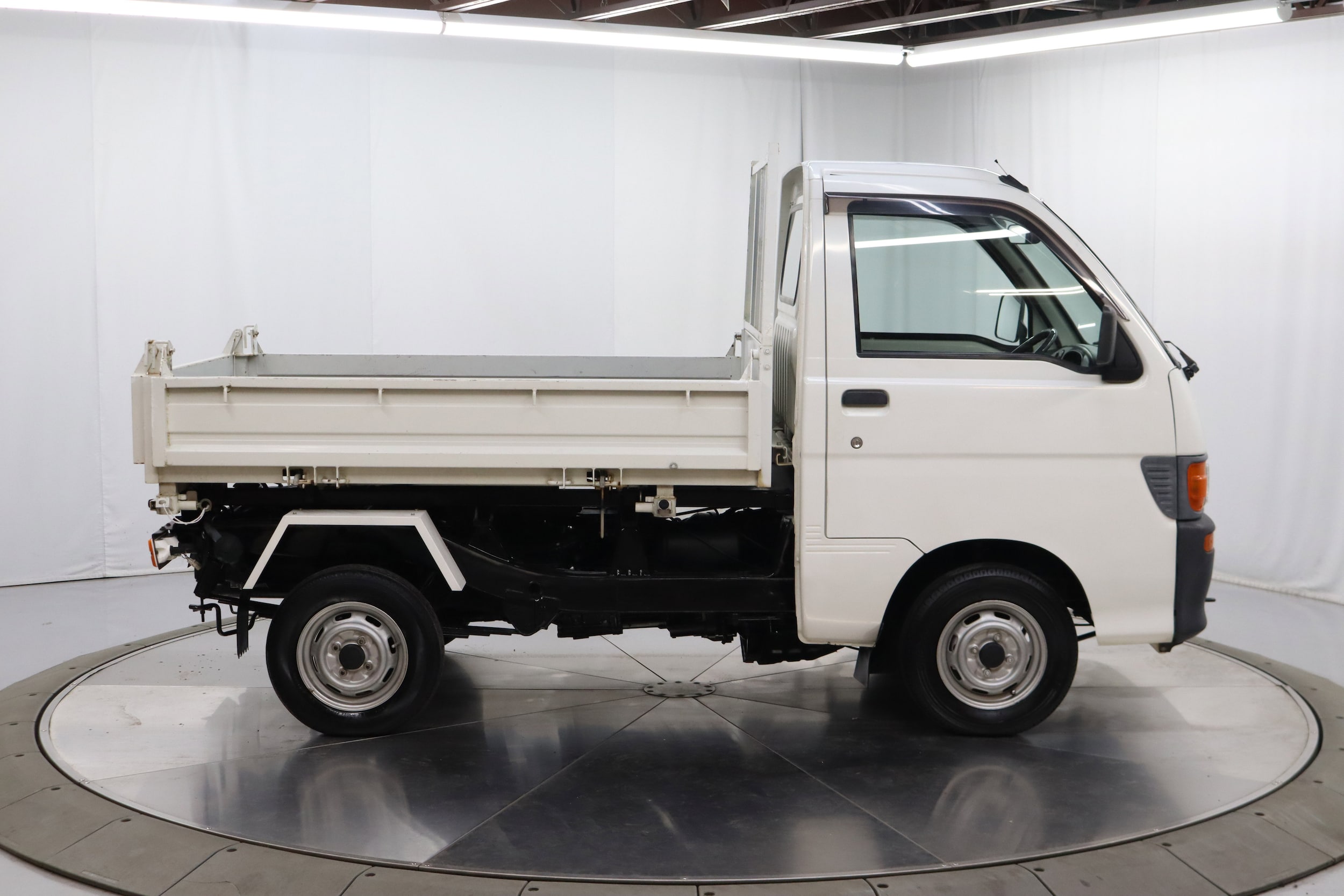 1998 Daihatsu Hijet 8