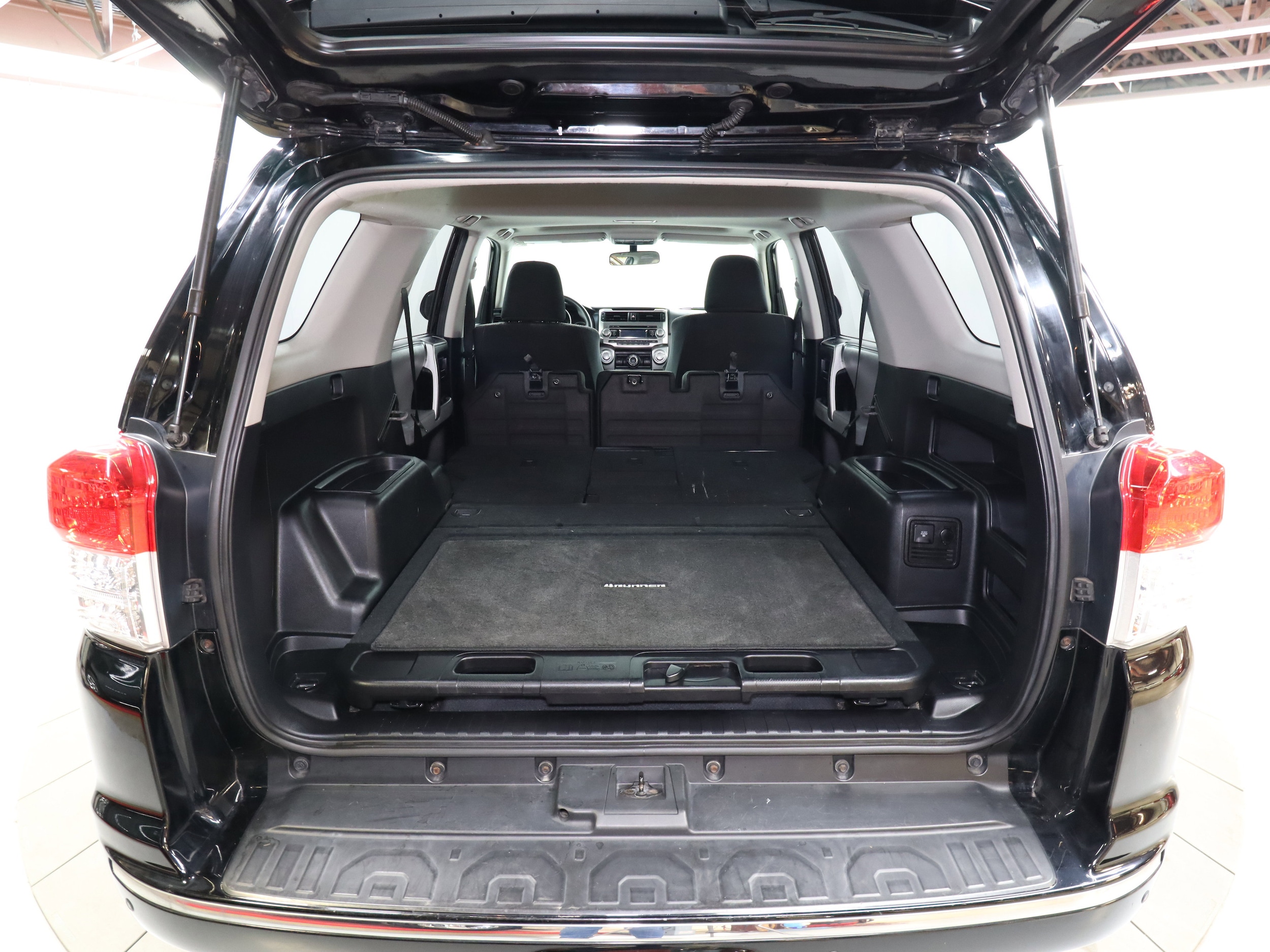 2010 Toyota 4Runner 34