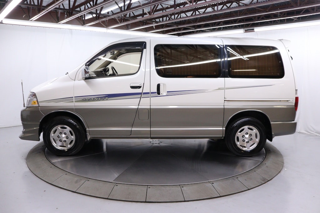Used 1999 Toyota Granvia Van