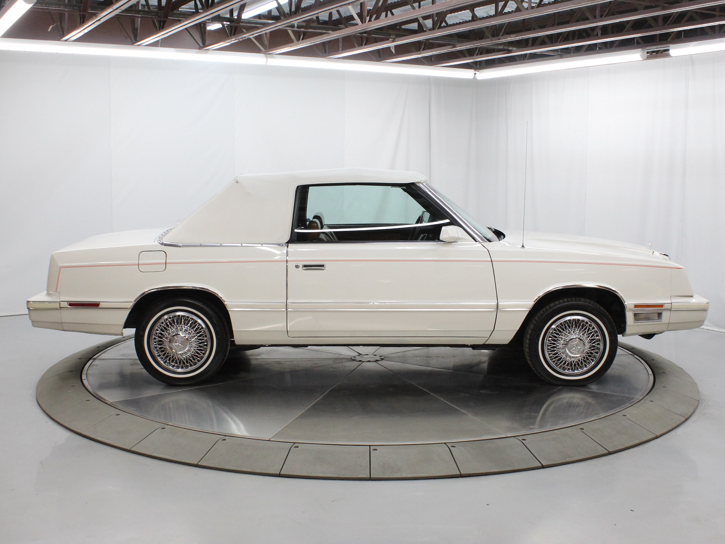 1982 Chrysler LeBaron 8