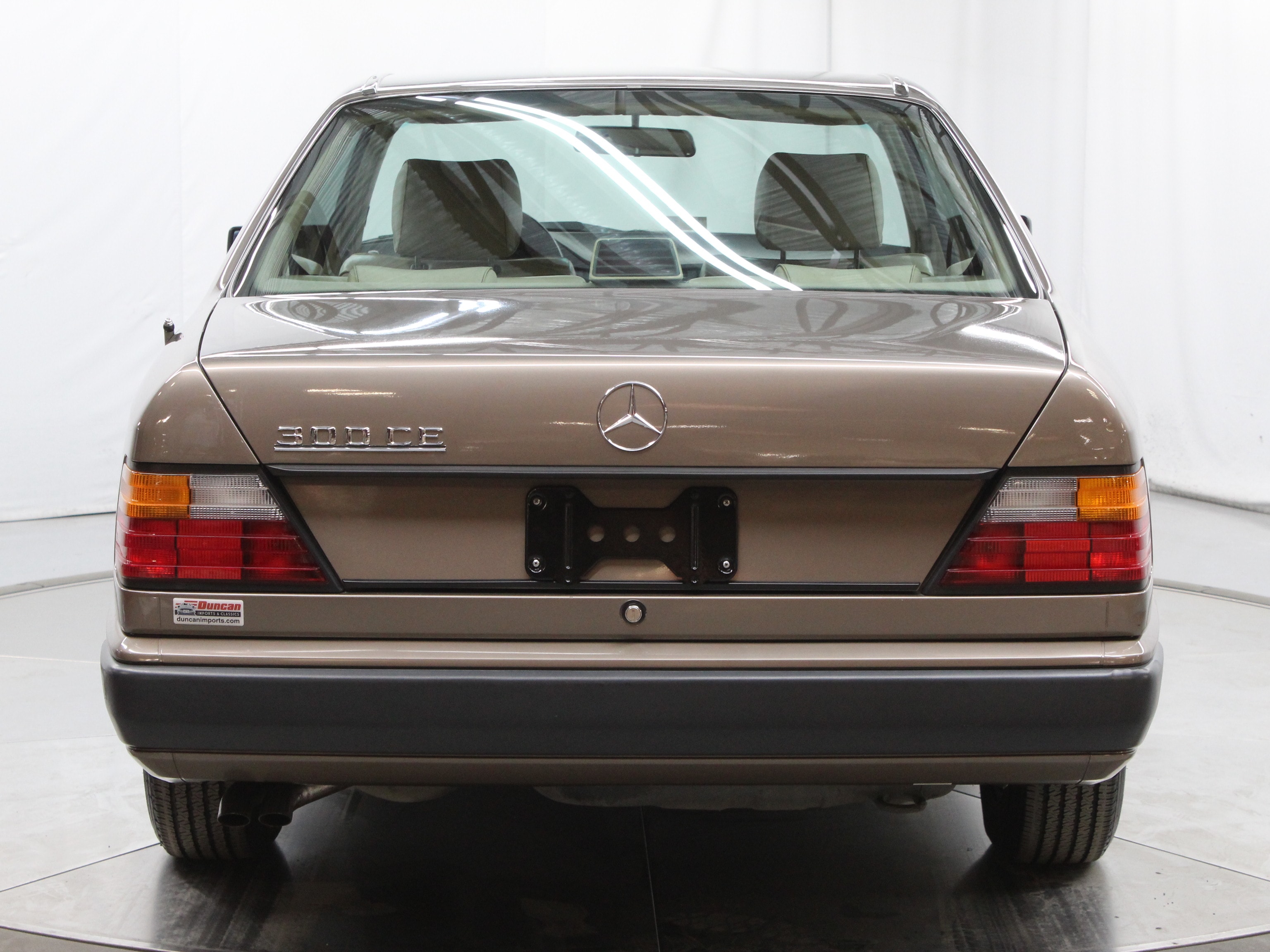 1988 Mercedes-Benz 300 CE 6