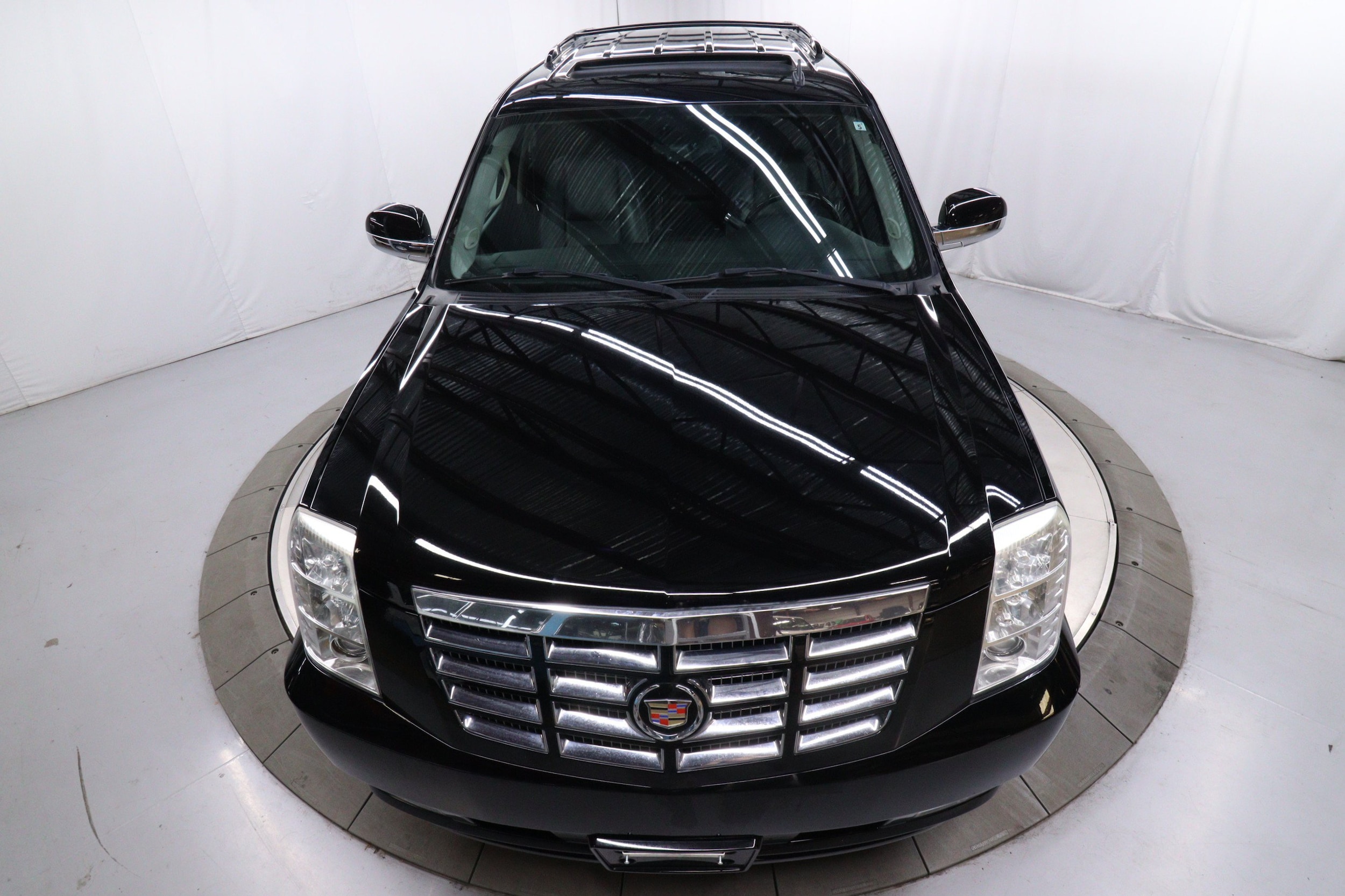 2007 Cadillac Escalade 56