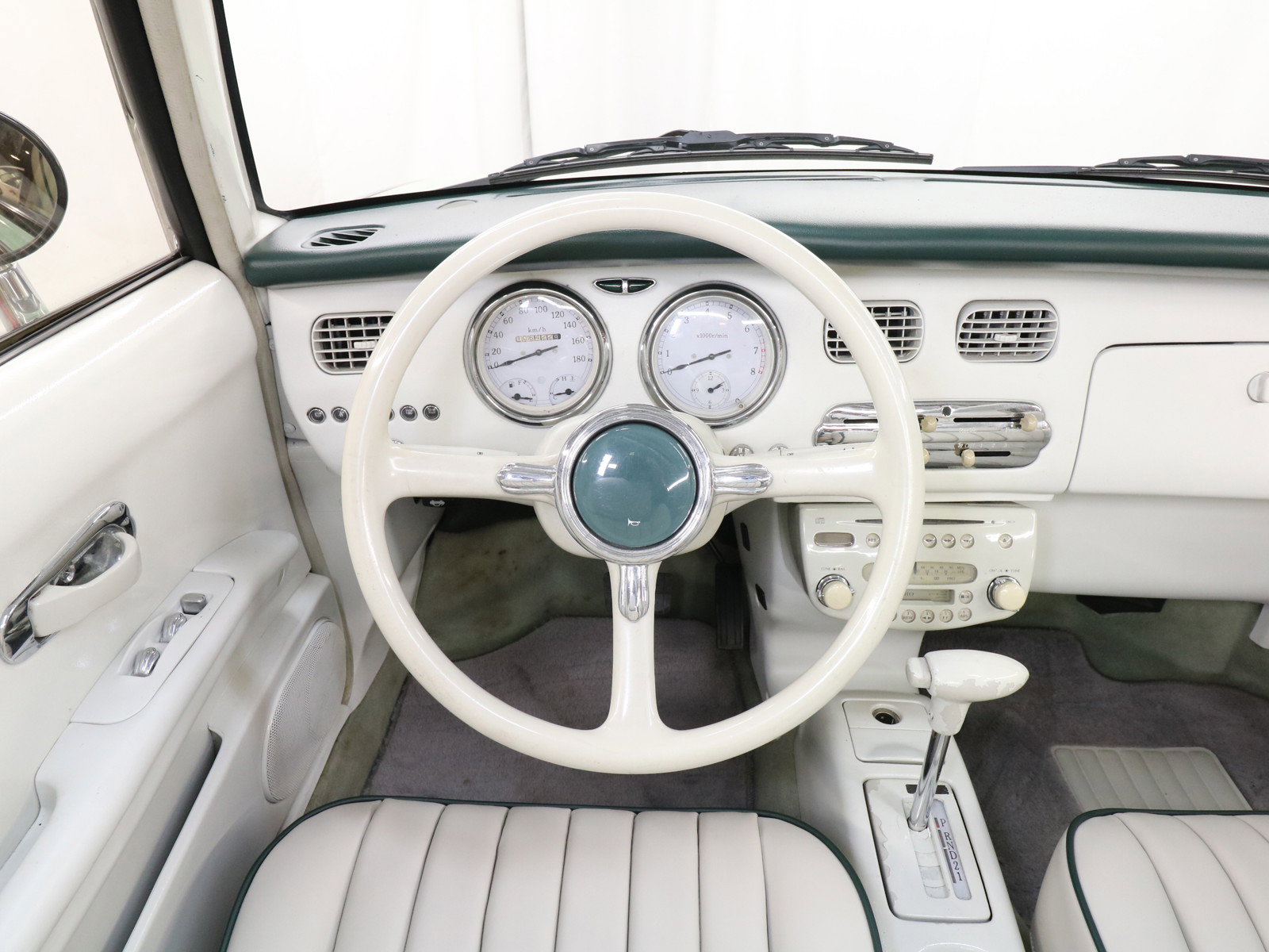 1992 Nissan Figaro 13