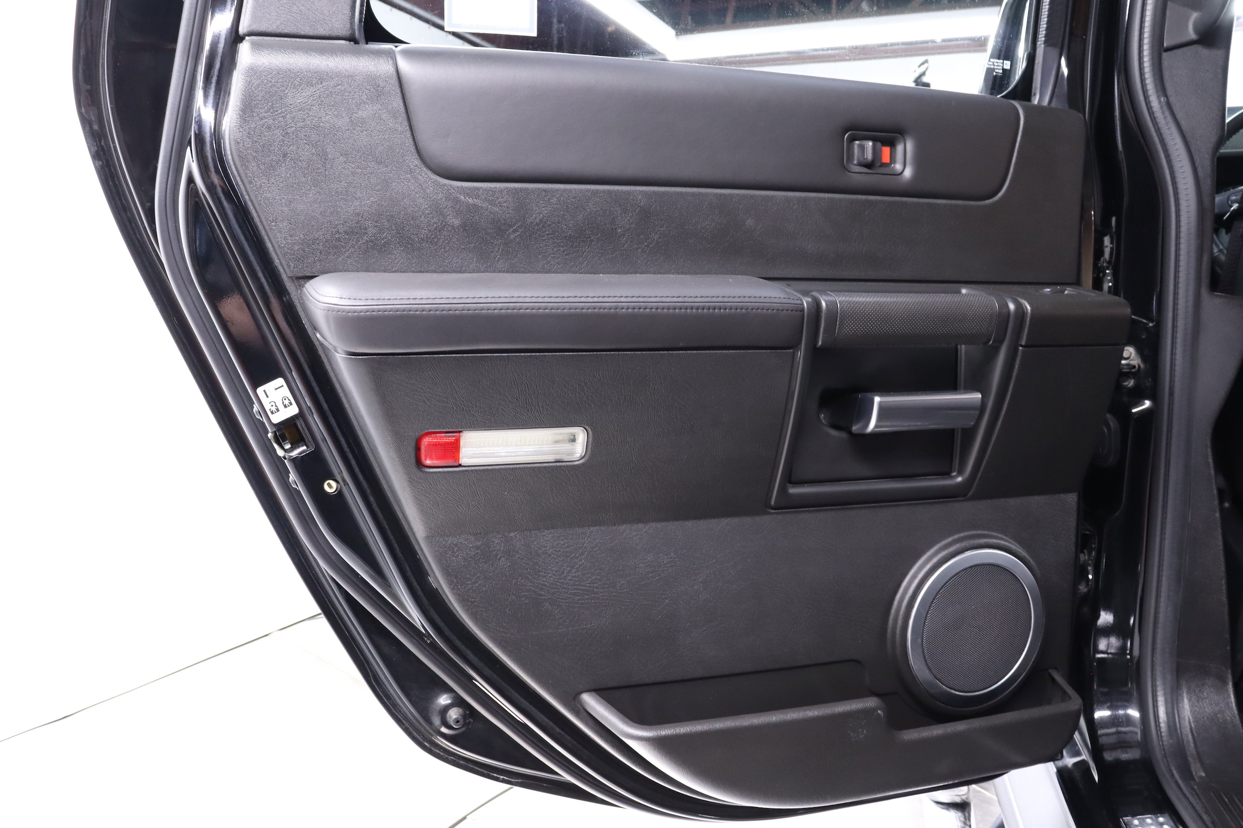 2005 HUMMER H2 25