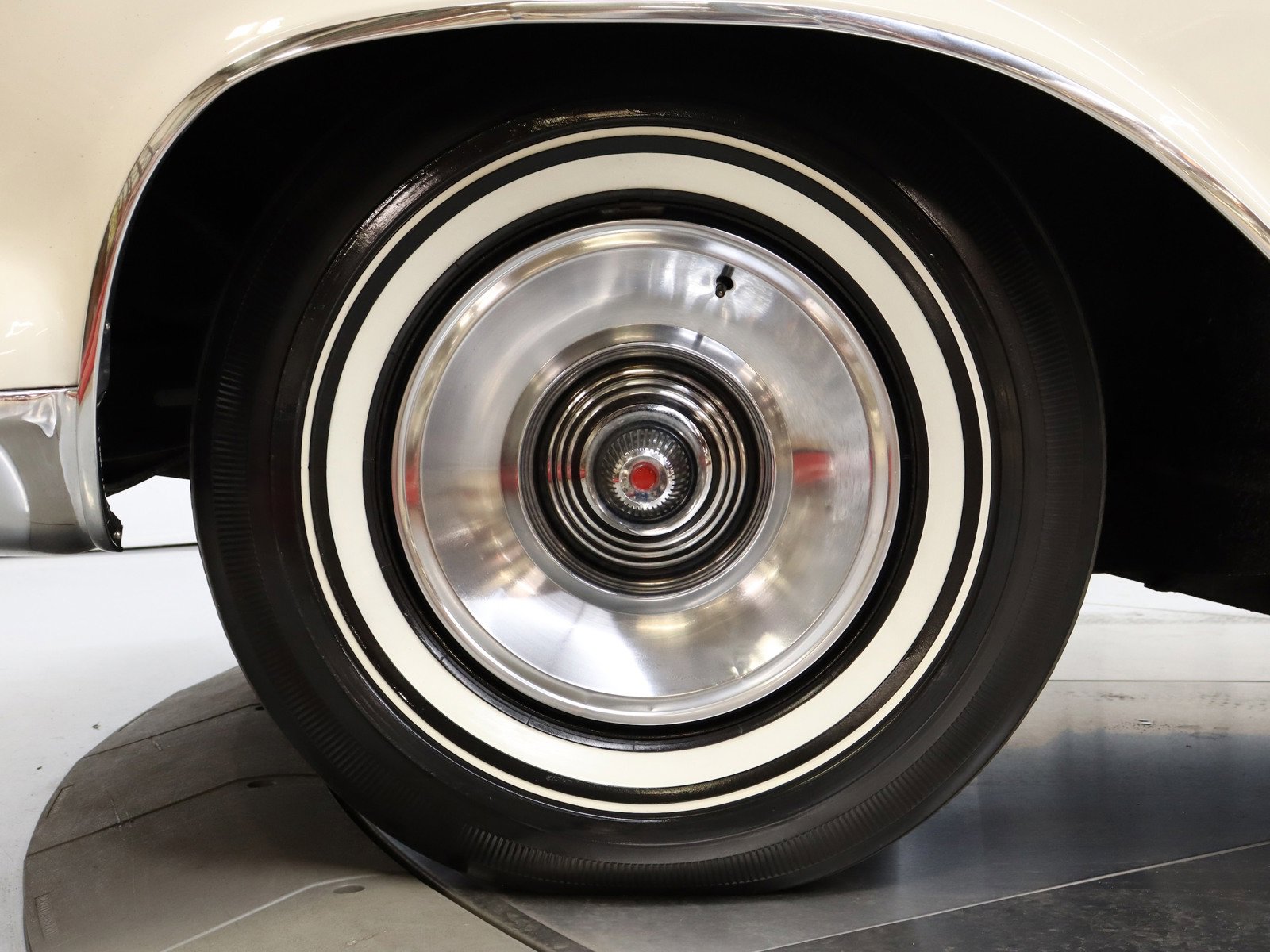 1963 Imperial Crown 36