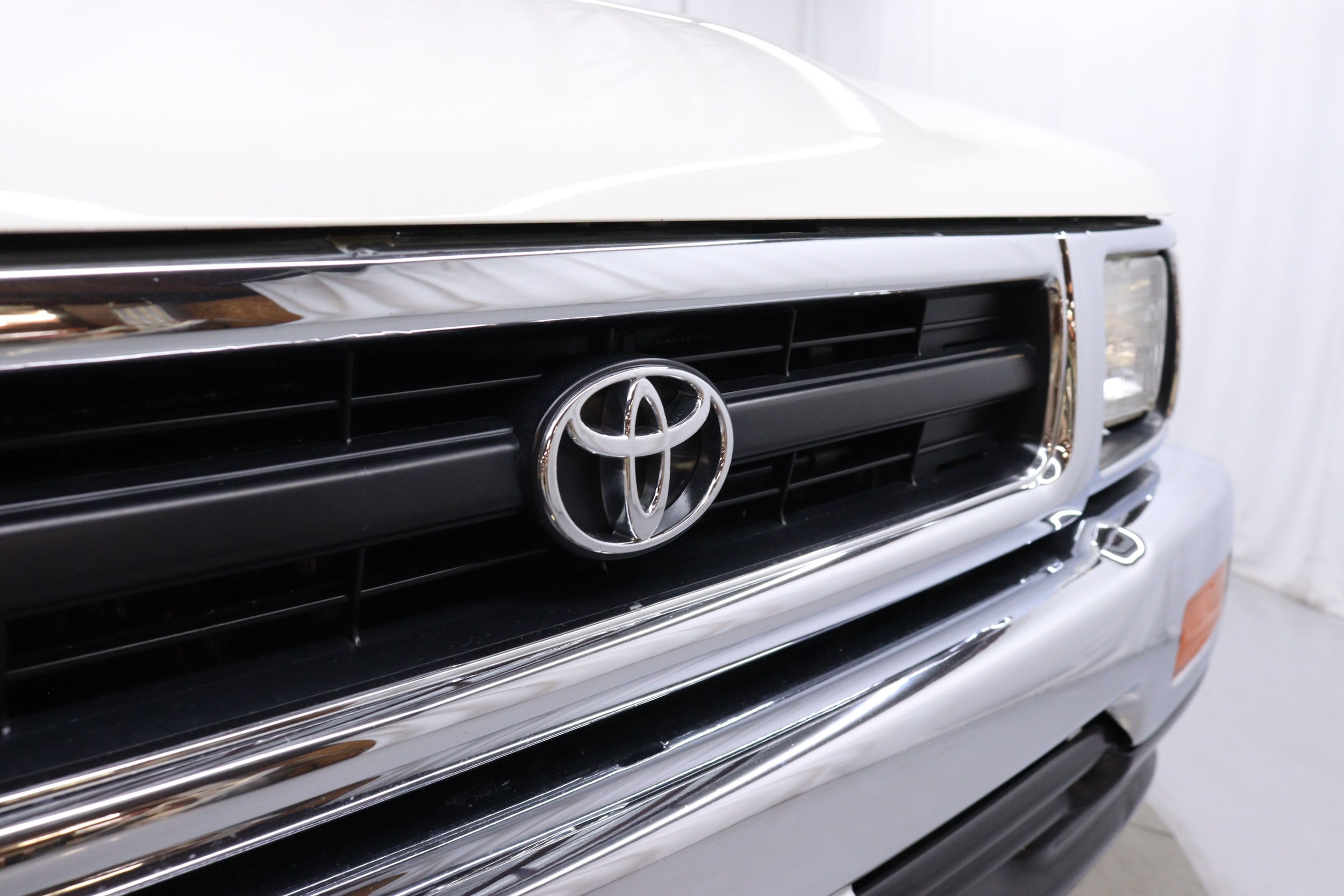 1994 Toyota Pickup 54