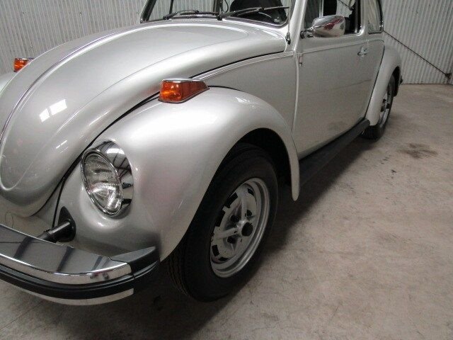 1977 Volkswagen Beetle 28