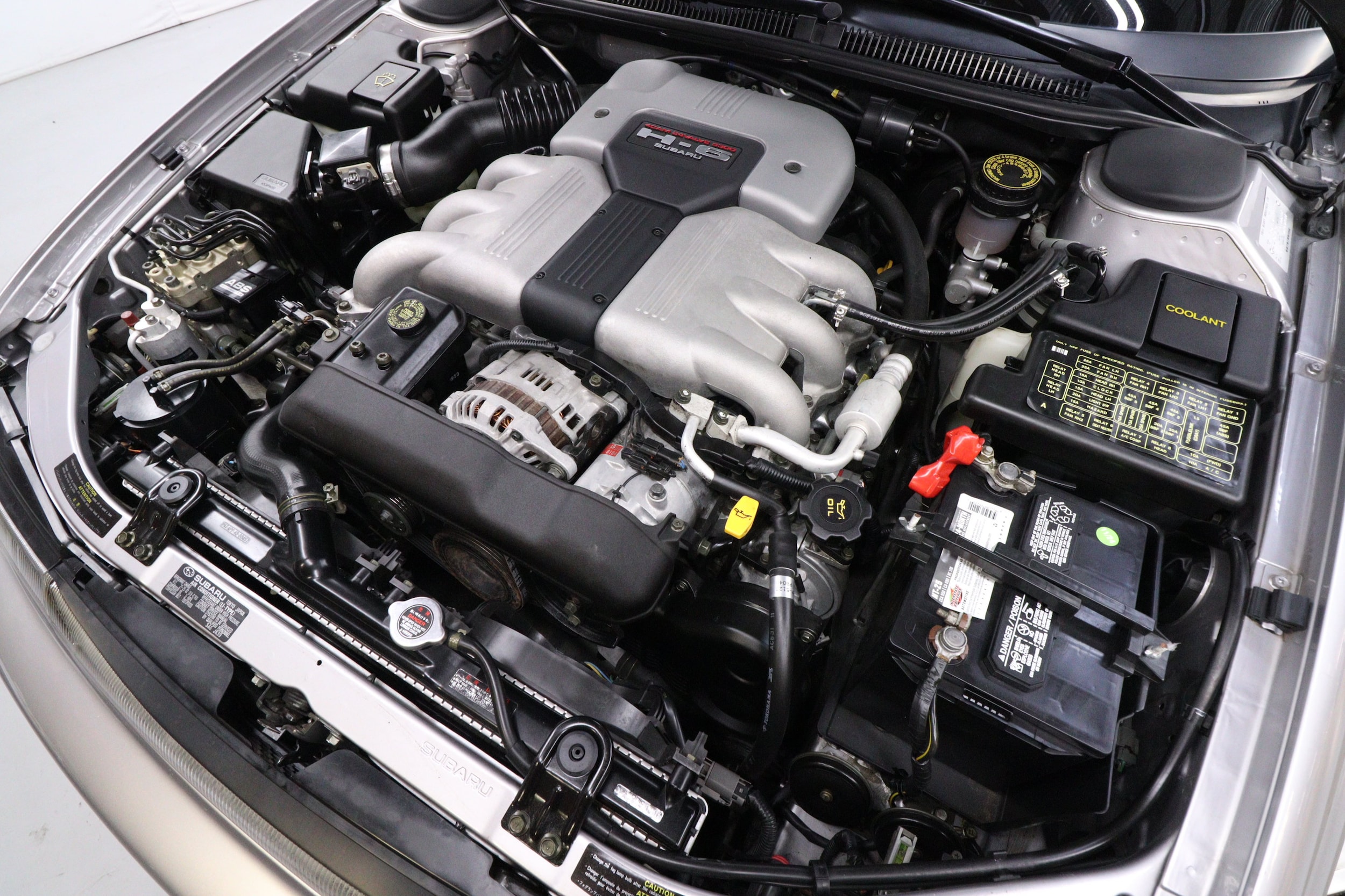 1992 Subaru SVX 24