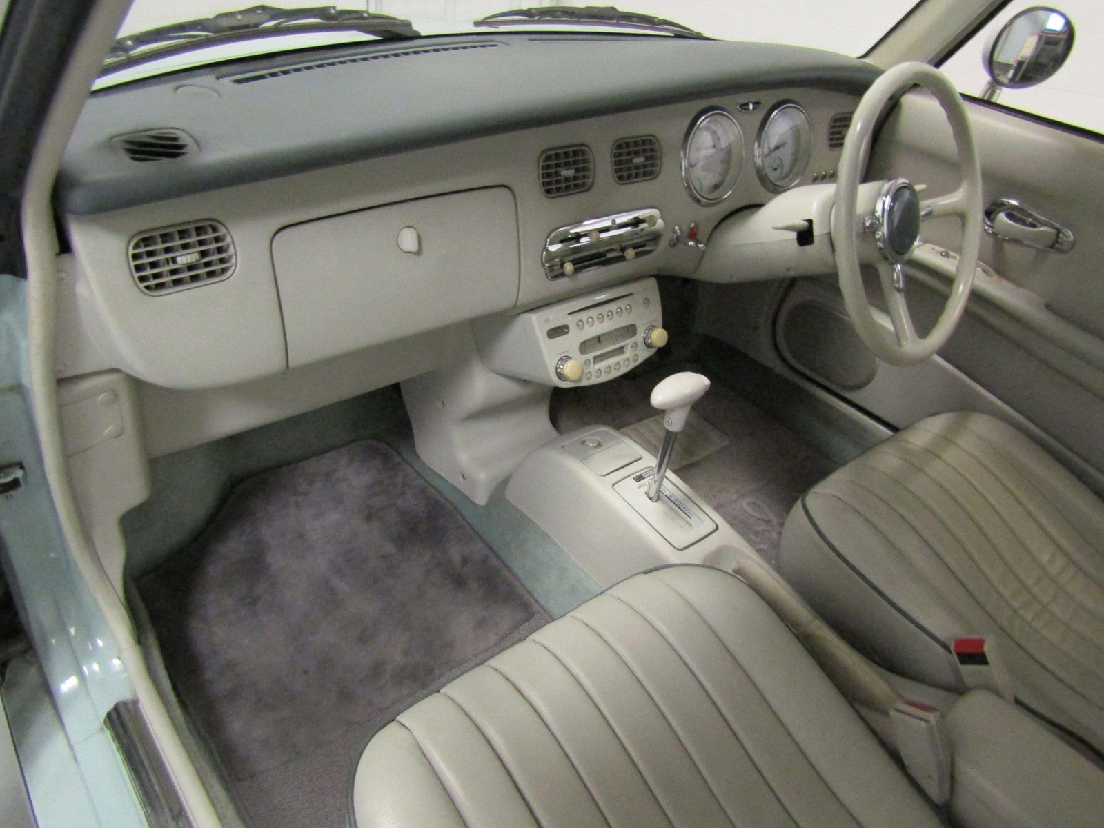 1991 Nissan Figaro 12