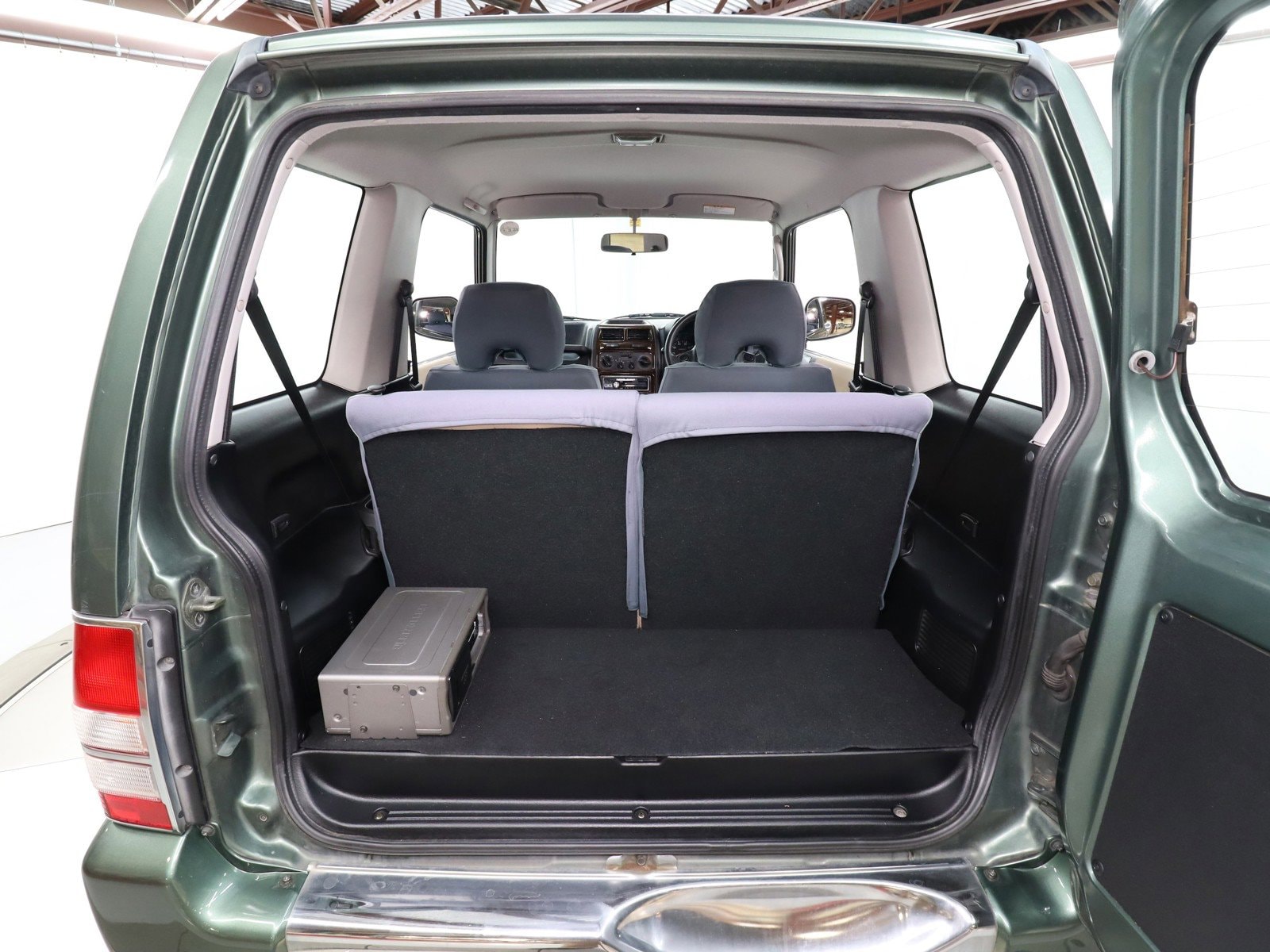 1998 Mitsubishi Pajero Mini 23