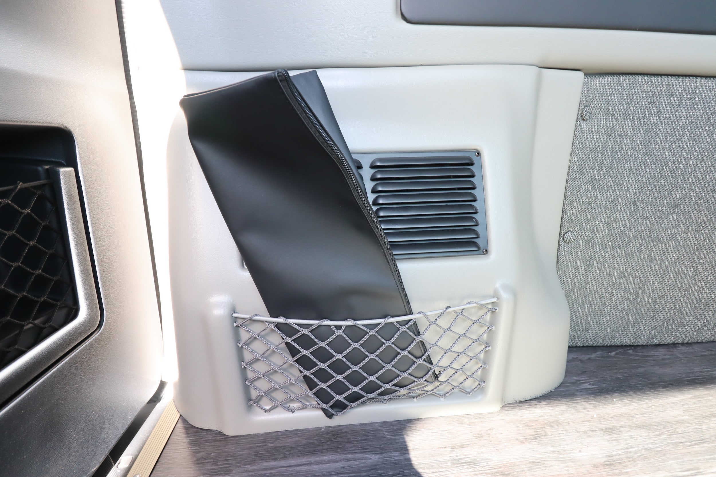 2025 Mercedes-Benz Sprinter 2500 86