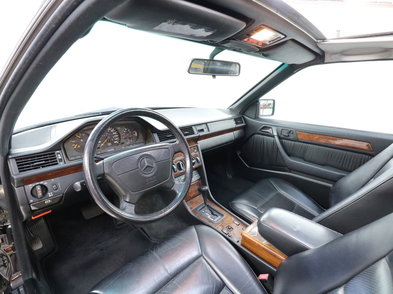 1992 Mercedes-Benz 300CE 12
