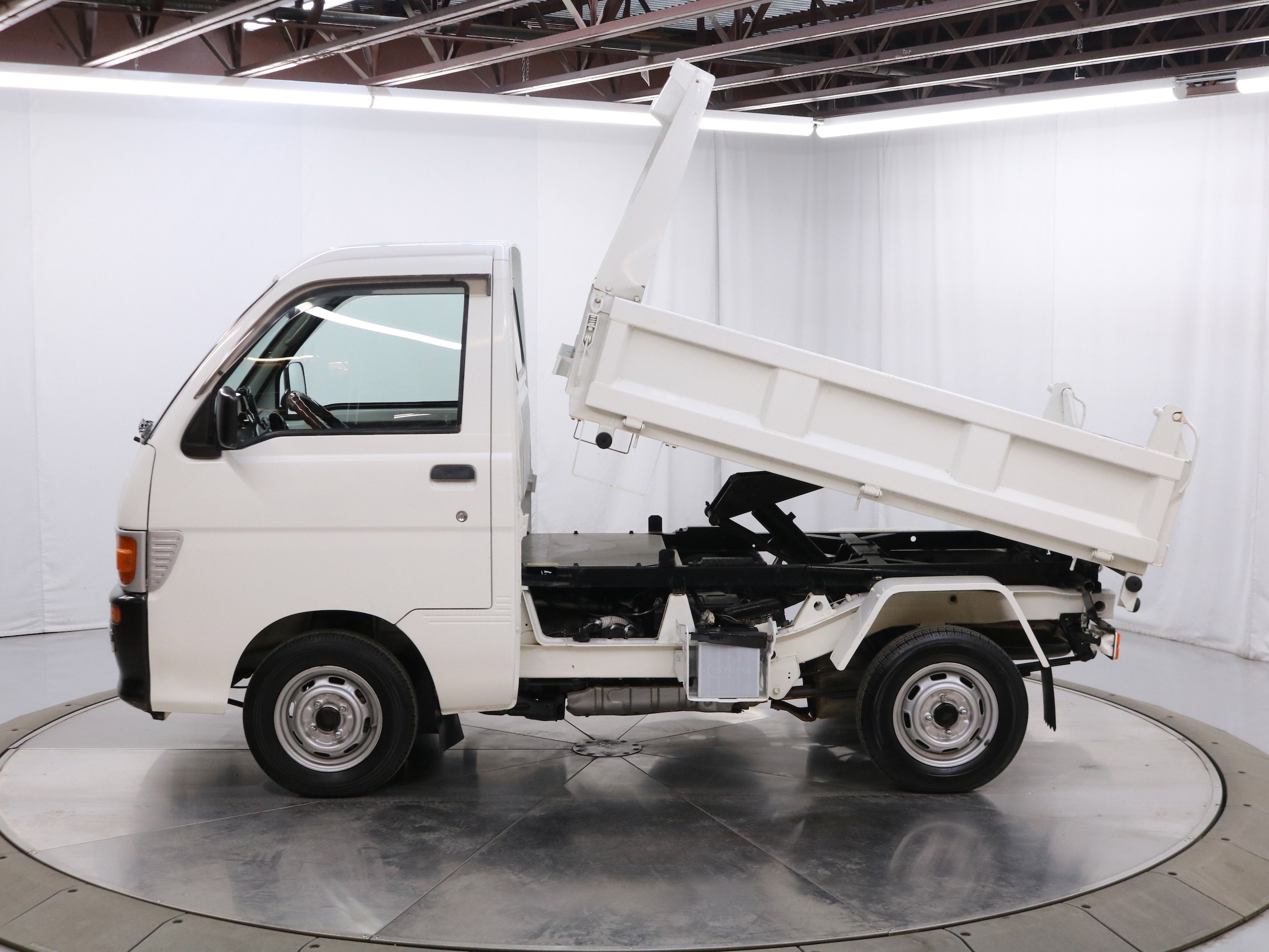 1998 Daihatsu Hijet 12