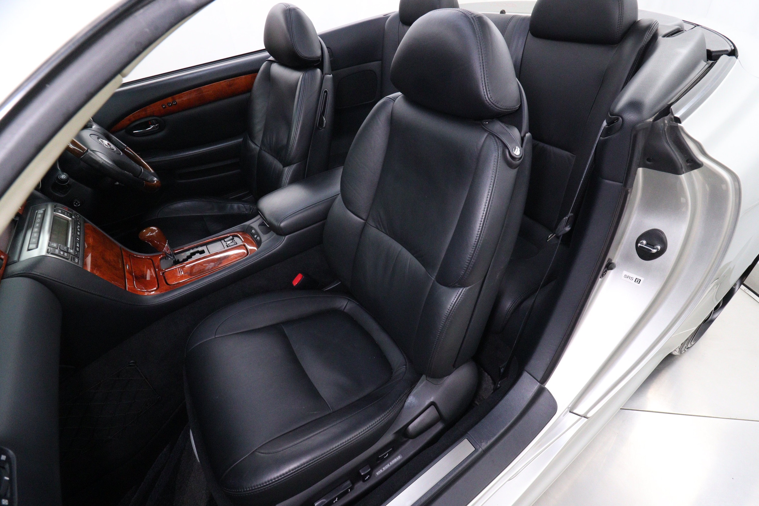 2001 Toyota Soarer 430 SCV 27