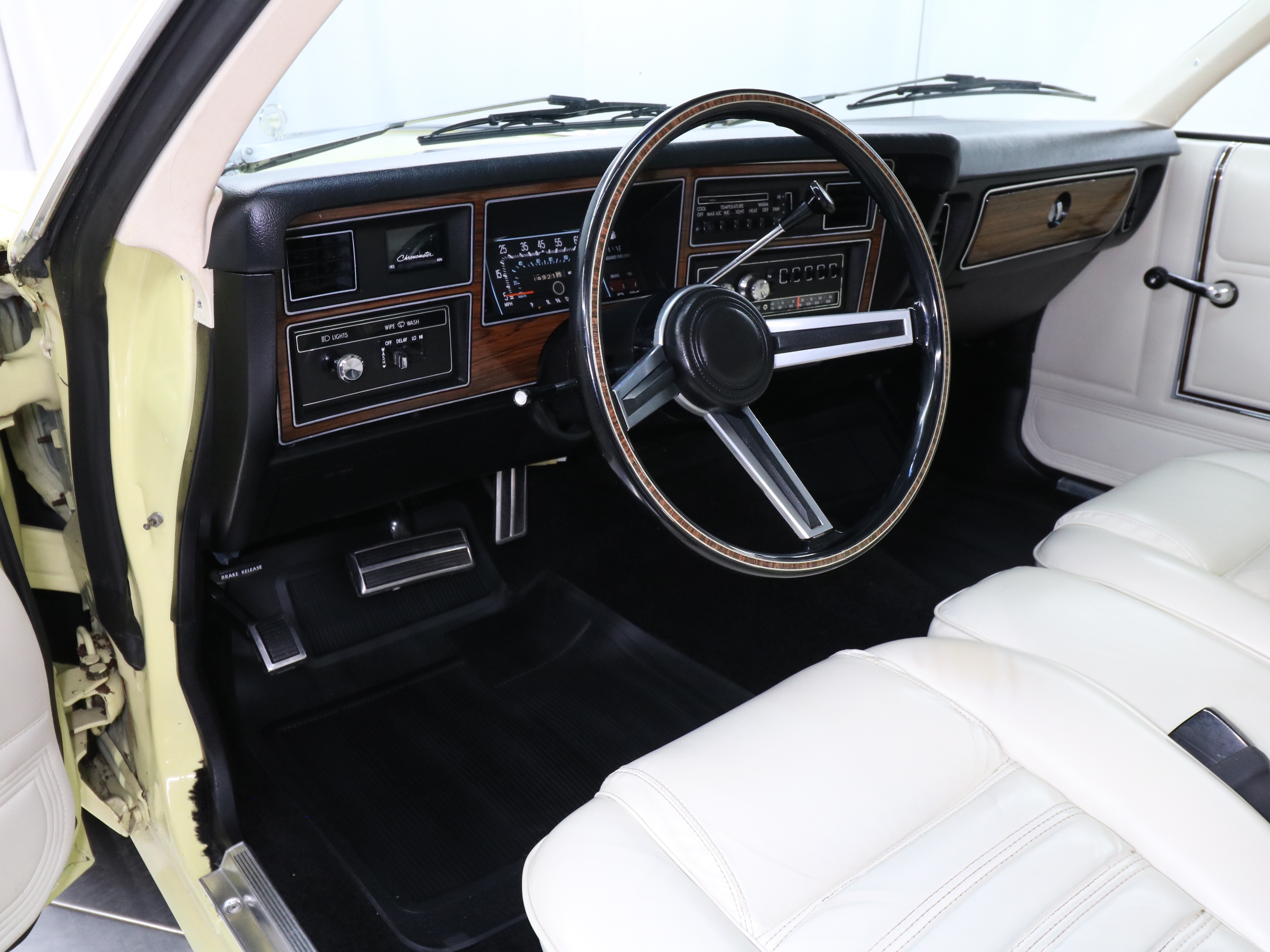 1979 Dodge Aspen 9