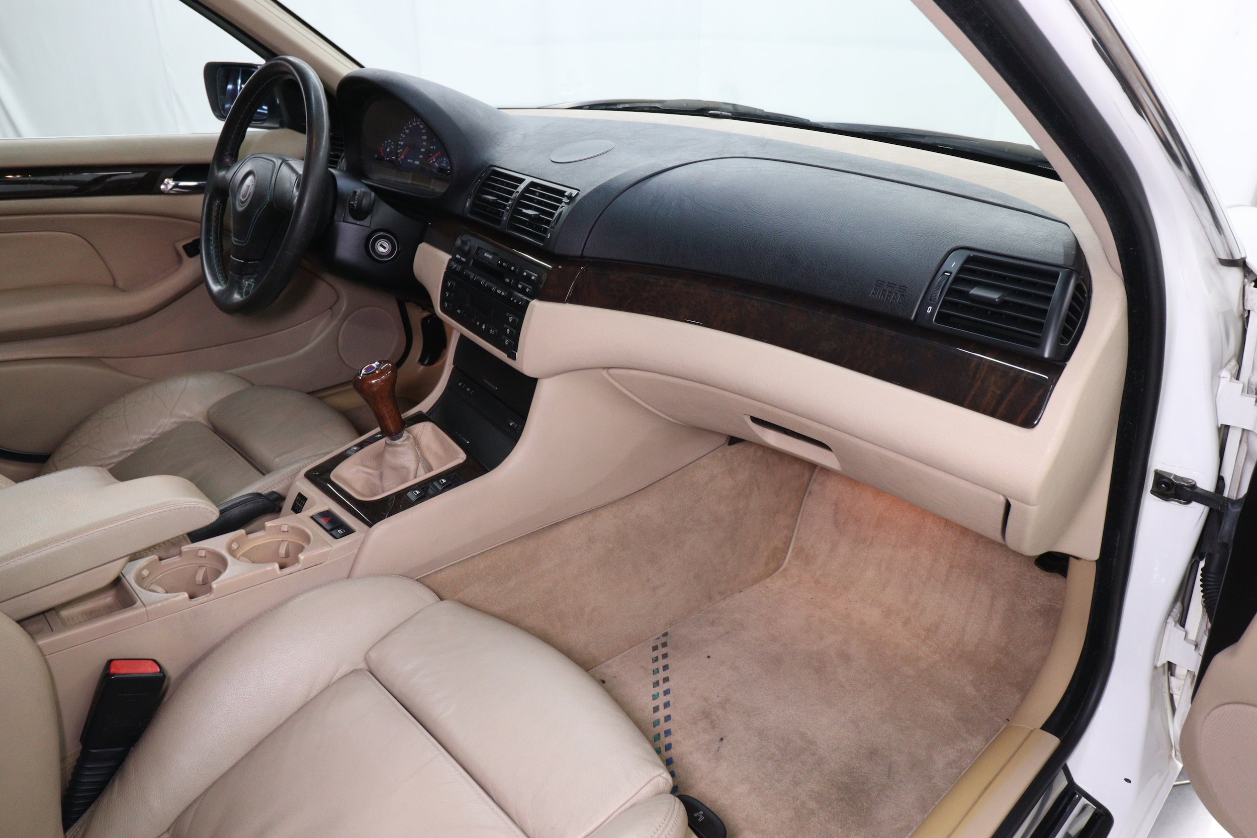 2000 BMW Alpina B3 15